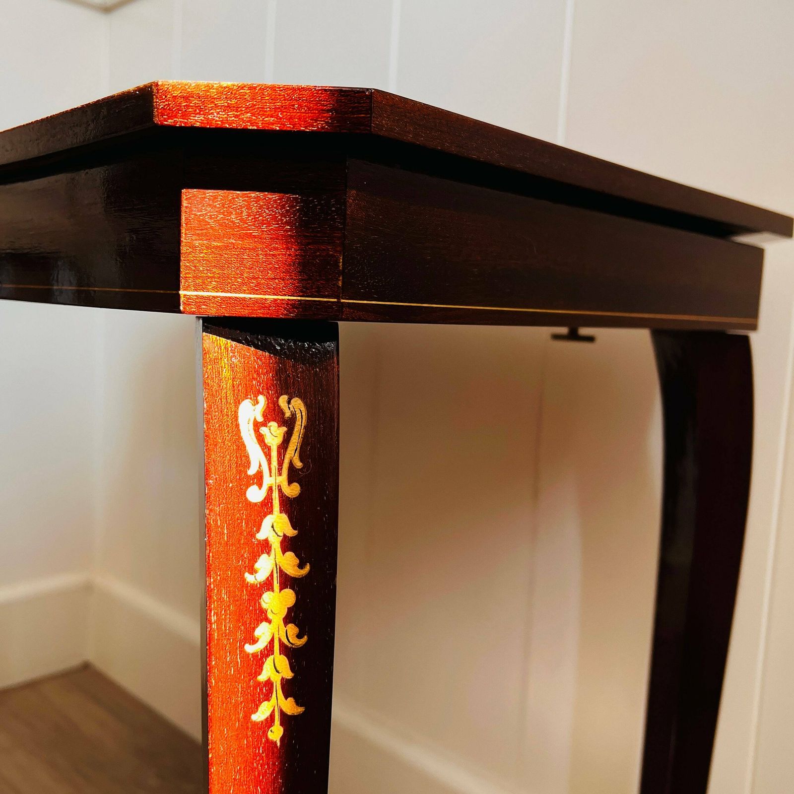 Italiaanse Muzikale Tafel Met Marqueterie Inlegwerk, Interieurstuk photo 550.0