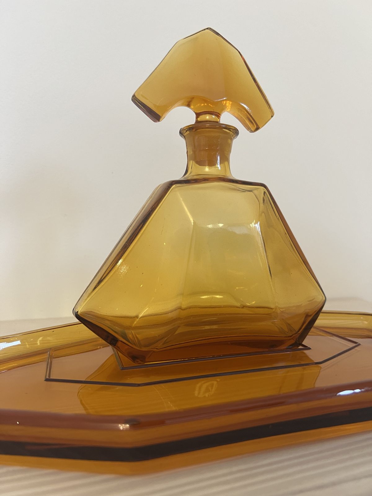 Art Deco Stölzle Liquor Set Czech Amber Glass Decanter With Tray And 4 Shot Glasses photo buy