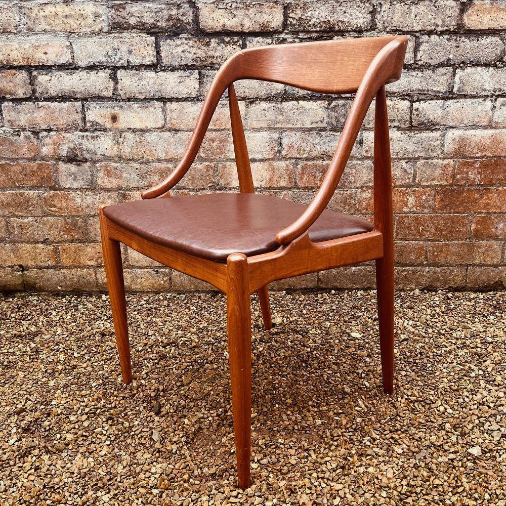 Set Of 6 Model '16' Chairs By Johannes Andersen For Uldum Mobelfabrik photo vinterior