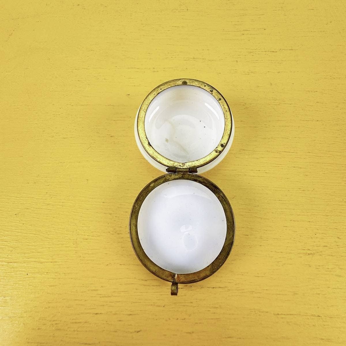 Vintage Hand Painted Opaline Glass Jewelry Box photo 67.0