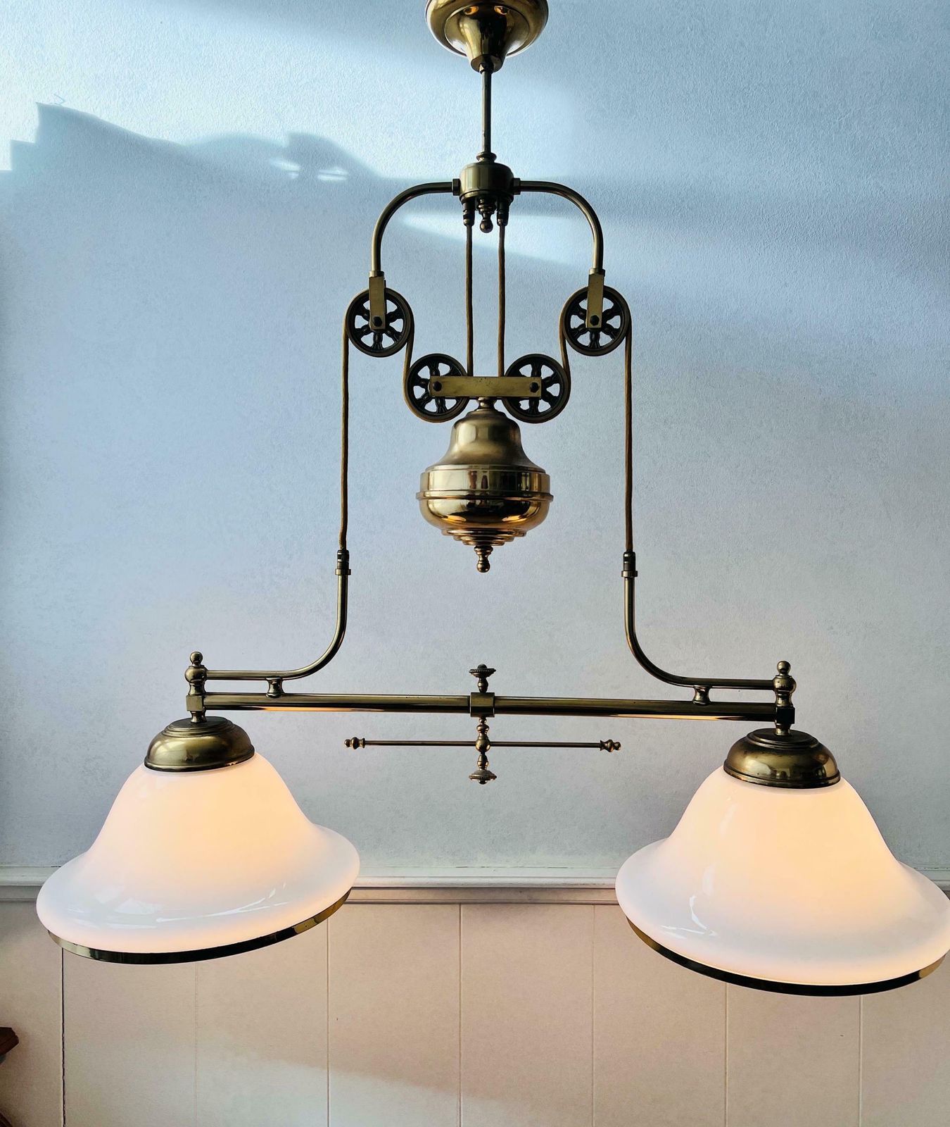 Vintage Hanglamp Met Treksysteem – Woningverlichting   Bekijk De Video! photo furniture