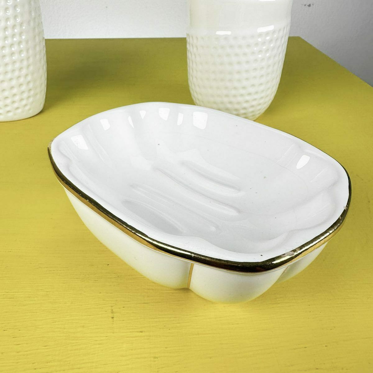 Ceramic Bathroom Set photo furniture