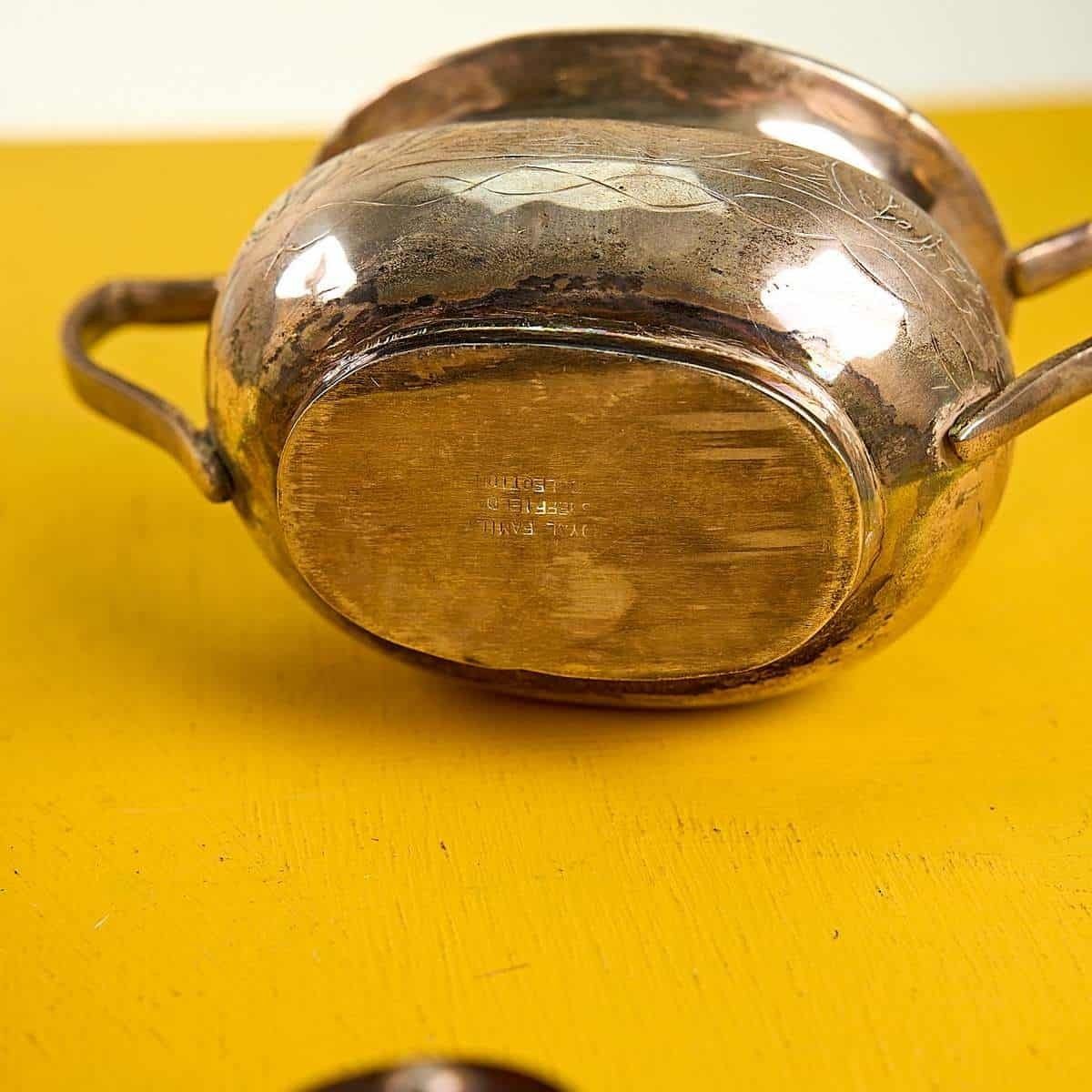 Royal Family Sheffield Collection Teapot And Sugar Bowl photo 190.0