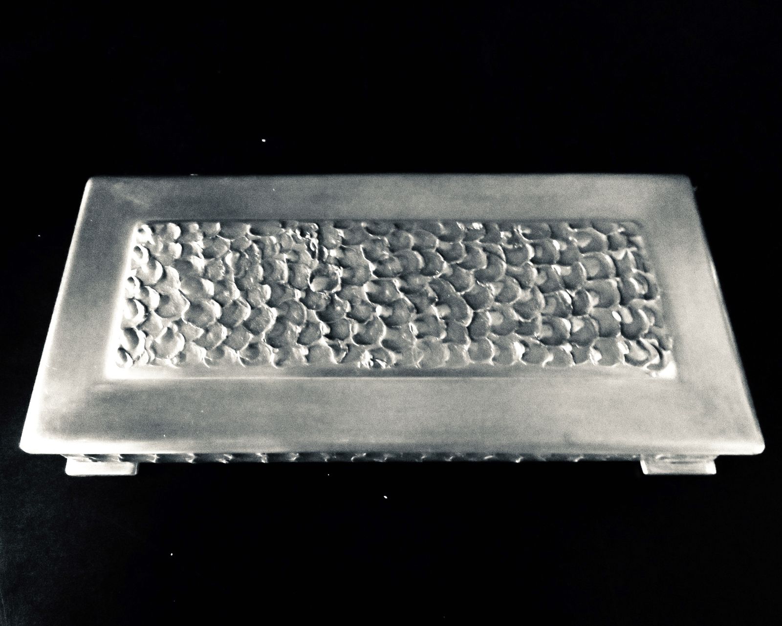 White Tin Box With Bas Relief "Perletinn". Norway 1960 photo for sale