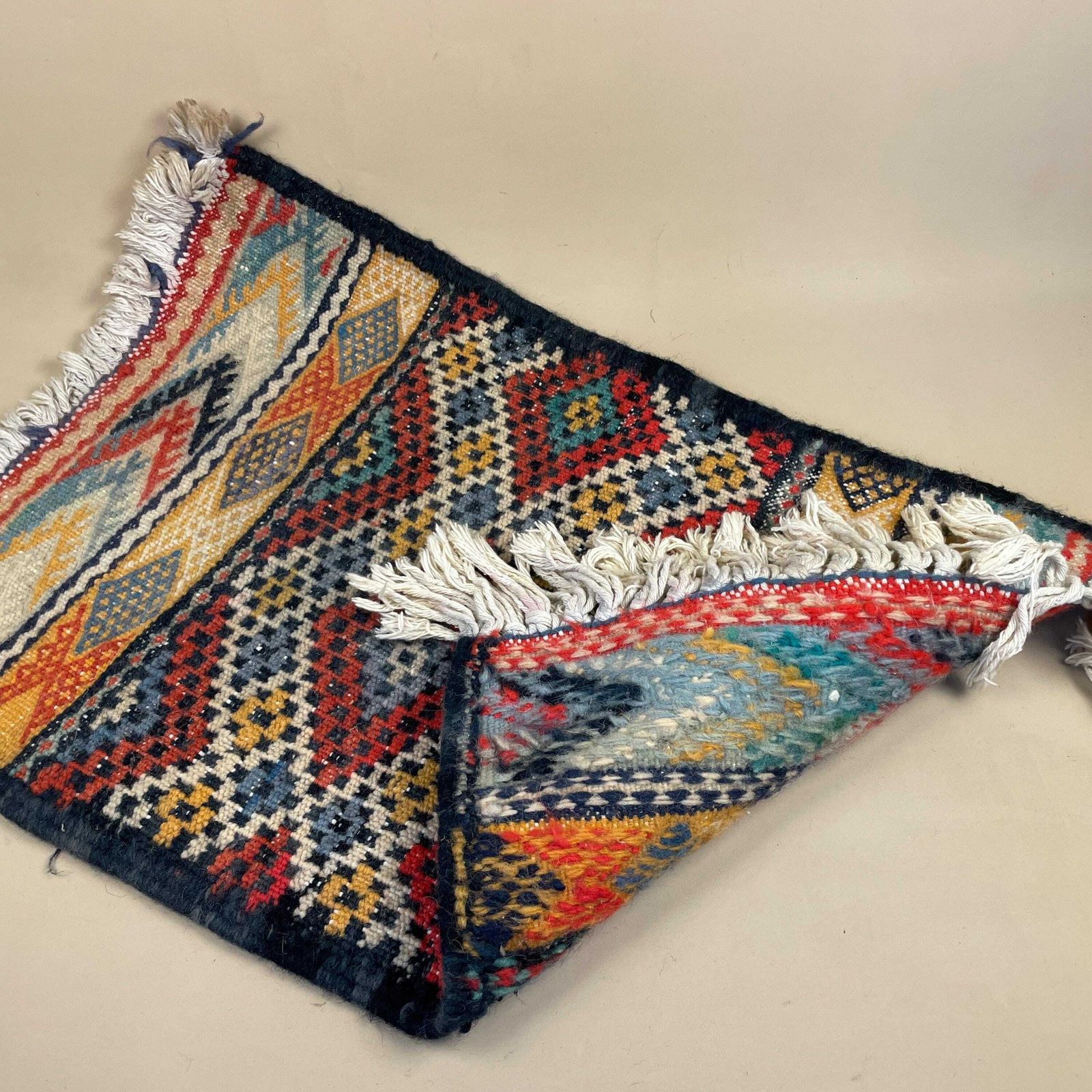 Antique Woven Rug Carpet Mat Rectangle Wool Vintage Pattern Woven Floor Mat Handmade Textile Patterned Pattern Small Furniture photo vintage