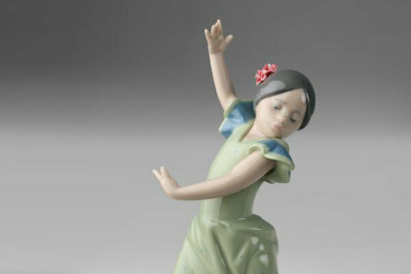 Porcelain Dancing Lolita Figurine From Lladro, Spain, 1950s photo for sale