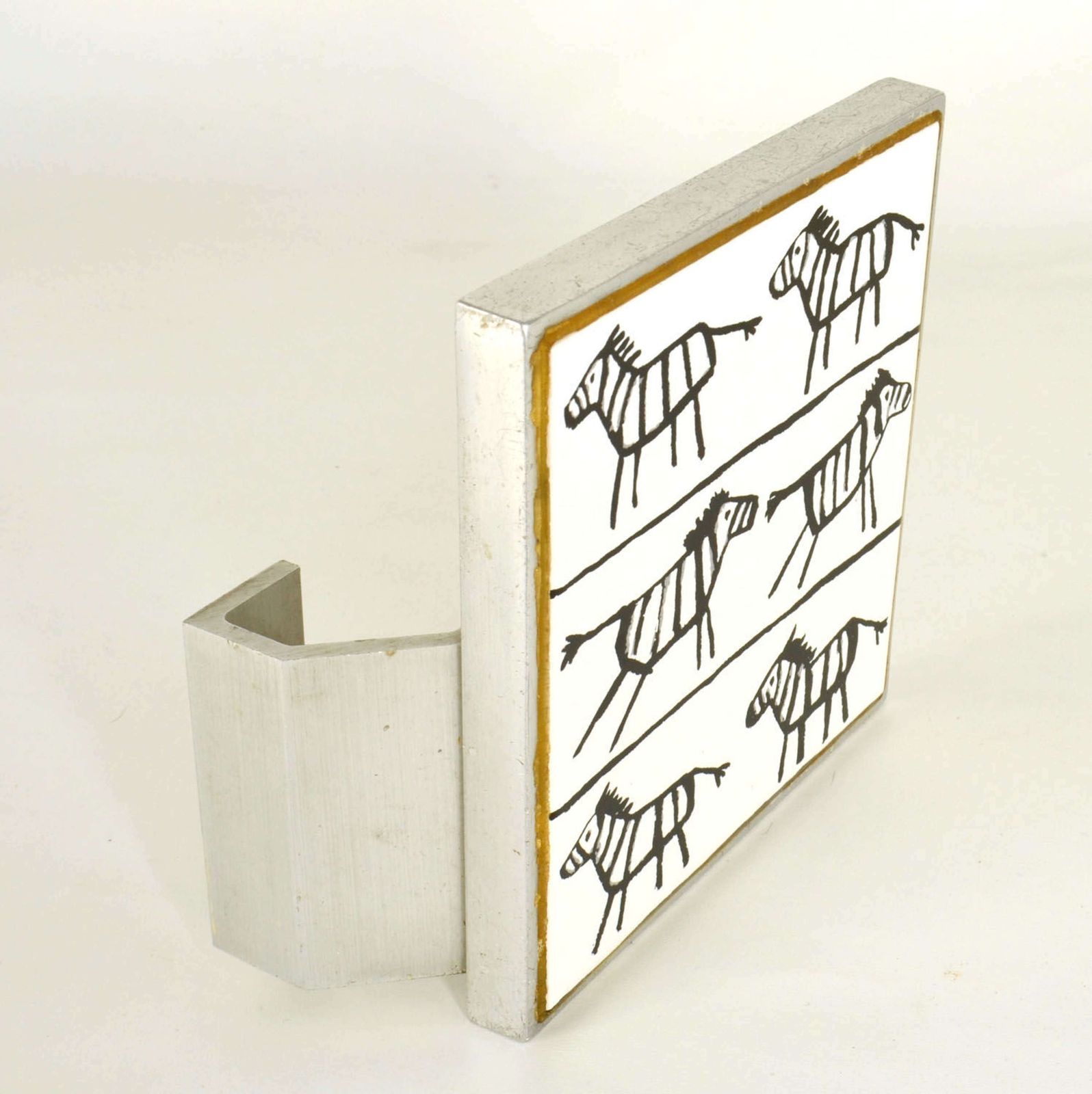 Door Handle Square Ceramic Zebra's In Aluminium photo 450.0