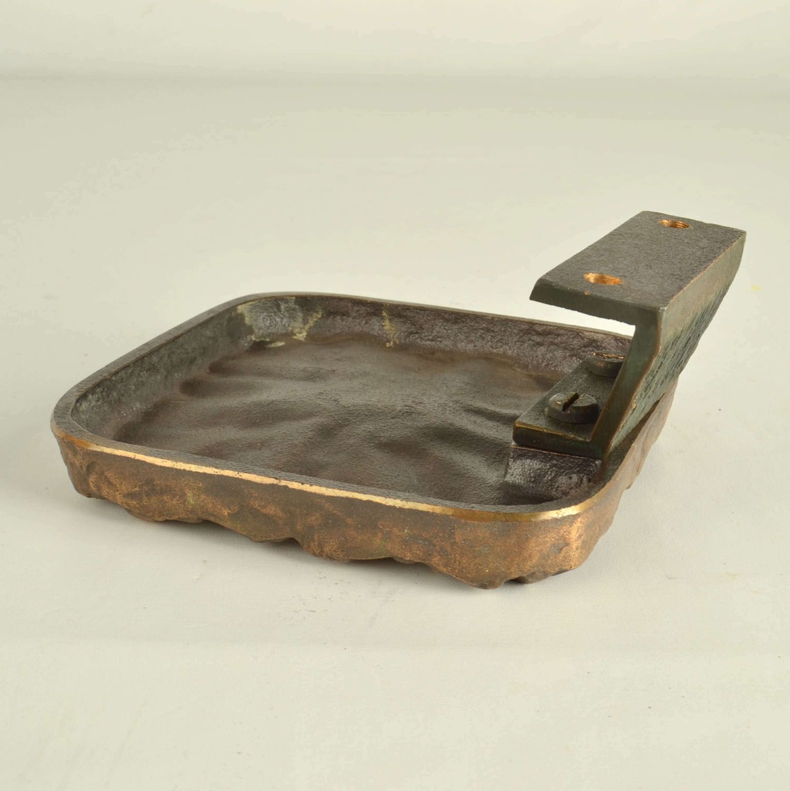 photo vinterior Brutalist Pair Of Bronze Square Push Pull Door Handles Flower Relief