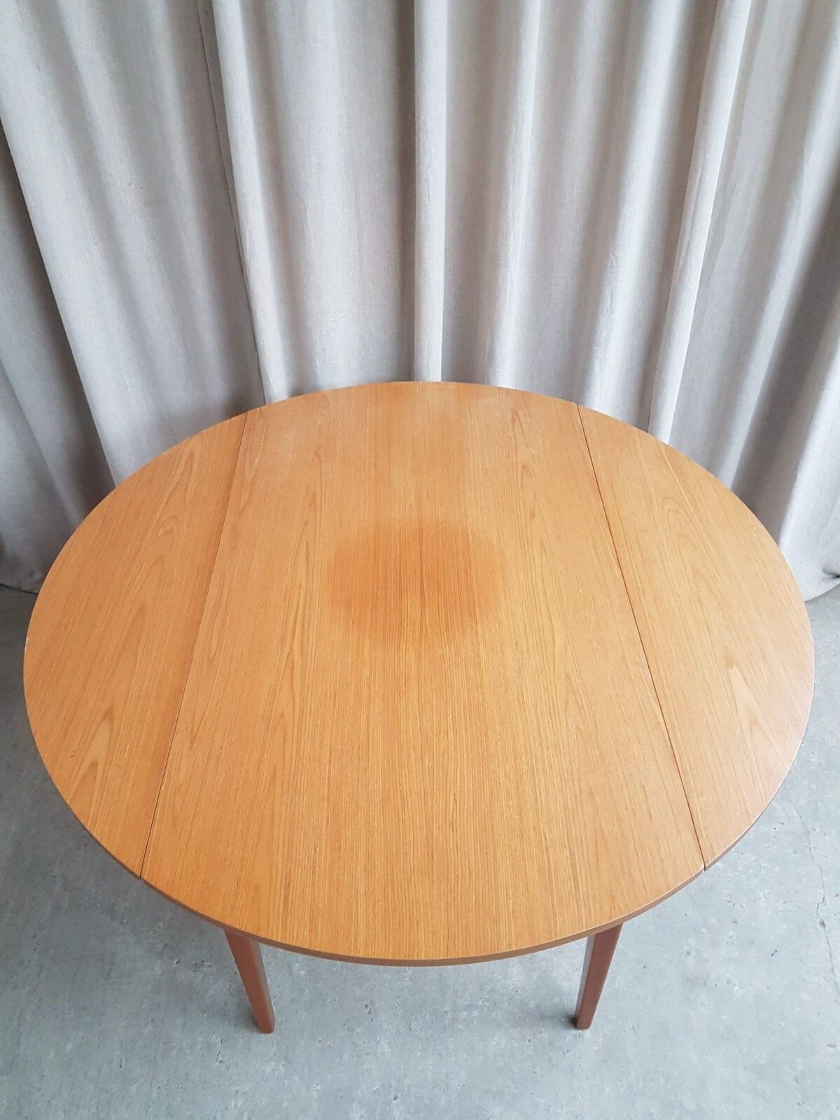 photo furniture Vtg Mid Century Drop Leaf Oak Effect Extending Dining Table Danish Retro R655