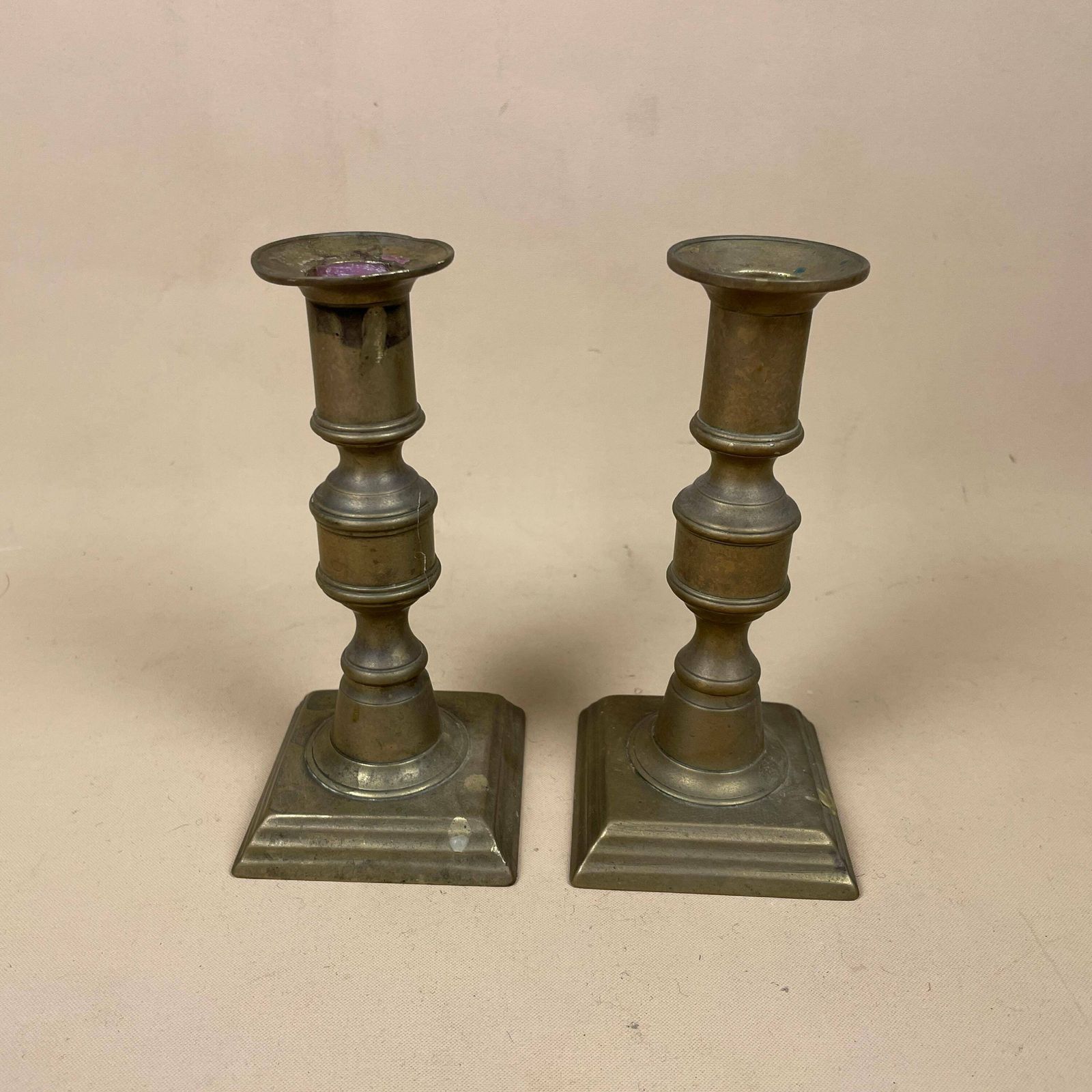 Antique Matching Pair Of Gold Brass Metal Candlestick Candle Stick Vintage Column Taper Dinner Candlesticks Chunky Square Base