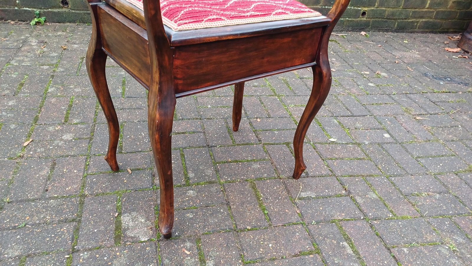 Elegant And Top Quality Vintage Mahogany Piano Stool Upholstered With Sheet Compartment. photo buy