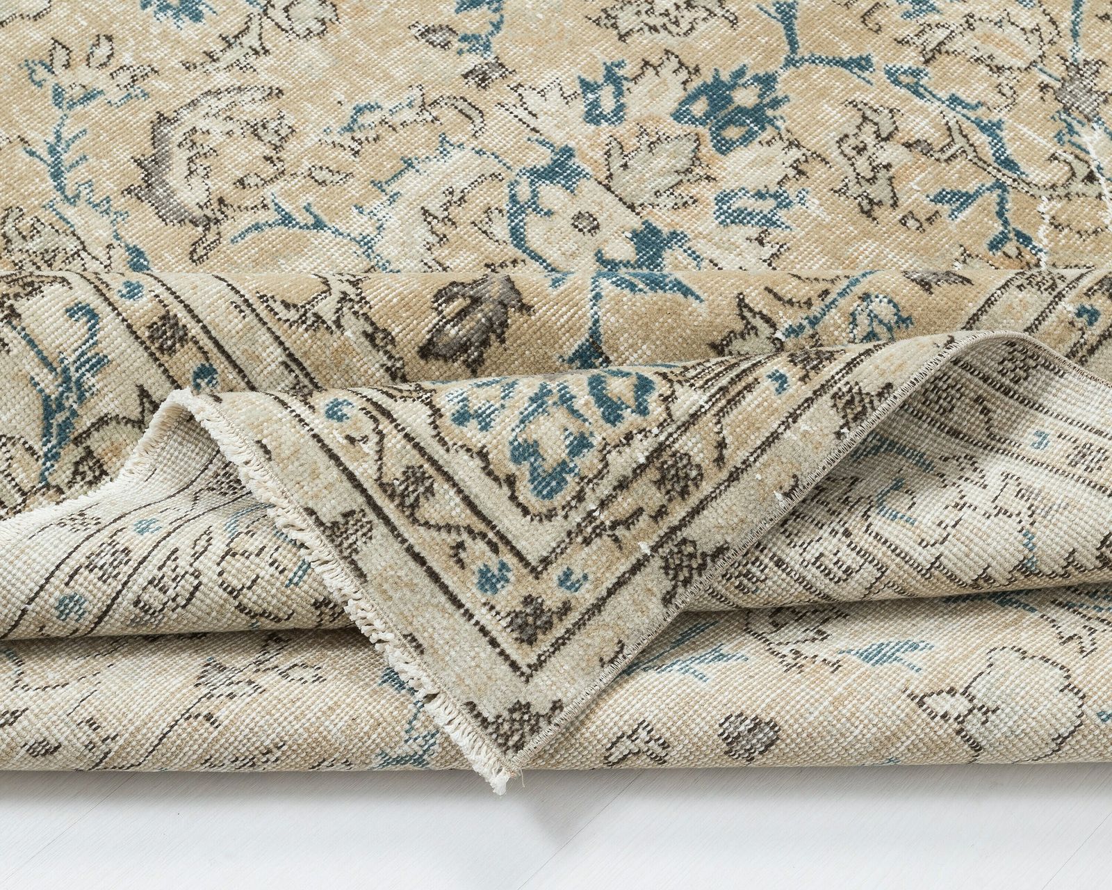 photo furniture Vintage Rug, Neutral Turkish Rug, Low Pile Rug, Oushak Rug, Anatolian Rug, Oversized Rug, Area Rug, Antique Rug, A4101