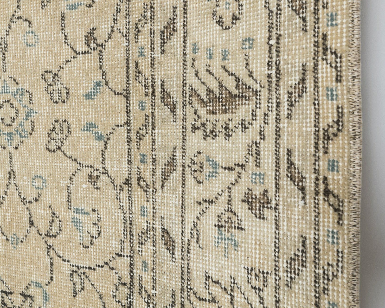 Neutral Turkish Rug, 7x10 Vintage Rug, Low Pile Rug, Floral Rug, Anatolian Rug, Area Rug, Living Room Rug, Antique Rug, Handmade Rug, A4036 photo 1024.0