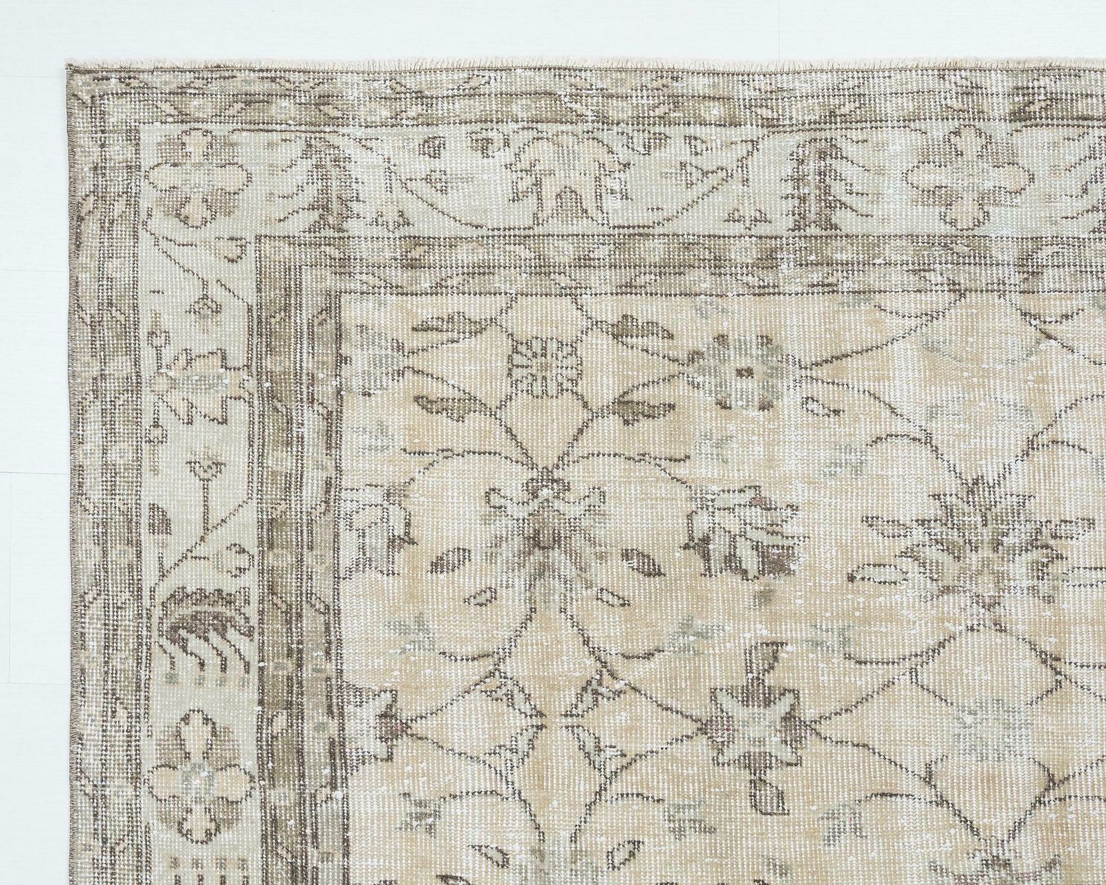 6x9 Vintage Rug, Neutral Turkish Rug, Antique Rug, Low Pile Rug,Oushak Rug, Anatolian Rug, Handmade Rug, Naturel Rug,Living Room Rug, A4588 photo vintage