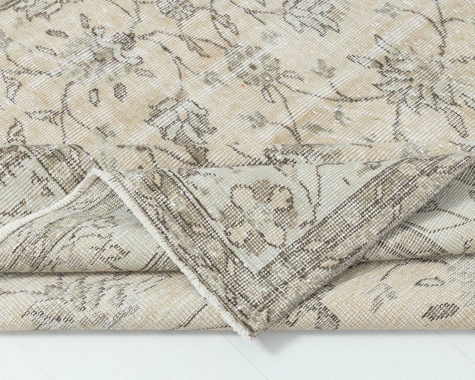 photo furniture 6x9 Vintage Rug, Neutral Turkish Rug, Antique Rug, Low Pile Rug,Oushak Rug, Anatolian Rug, Handmade Rug, Naturel Rug,Living Room Rug, A4588