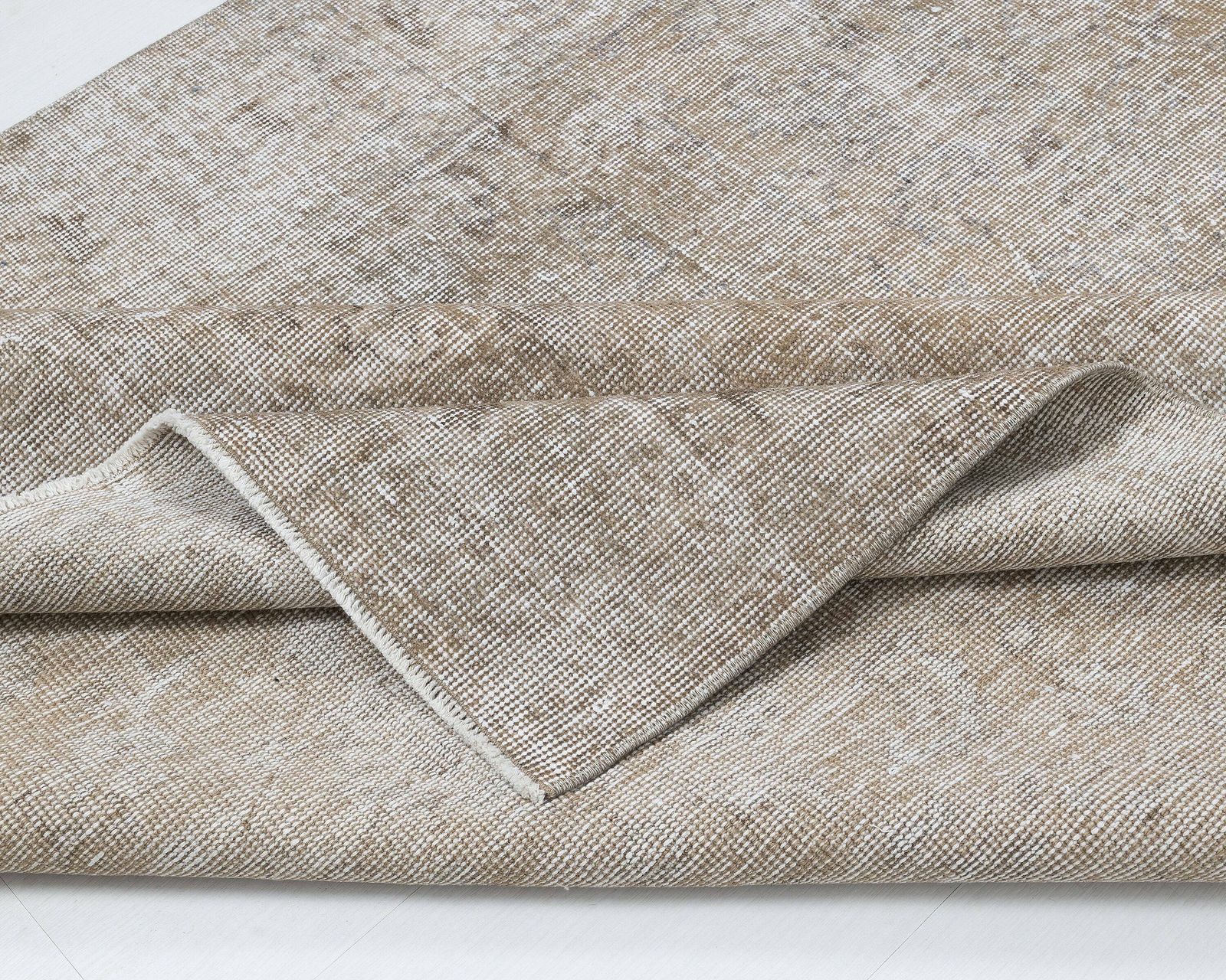 photo furniture 5x8 Vintage Rug, Low Pile Turkish Rug, Antique Handmade Rug, Neutral Rug, Anatolian Rug, İnterior Rug, Naturel Rug,Living Room Rug,Faded Rug