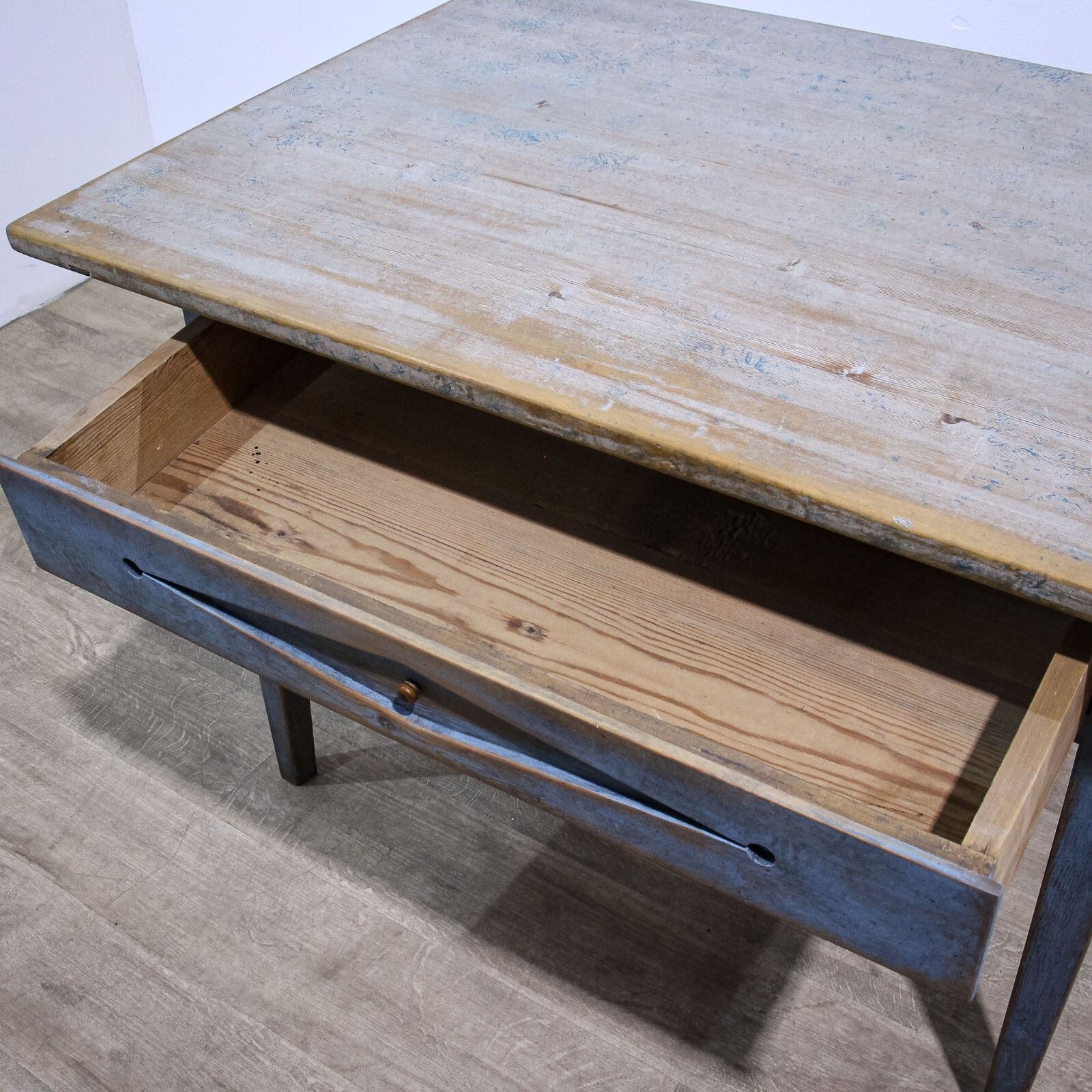 1020.0 Blue Painted Scandinavian Kitchen Table photo