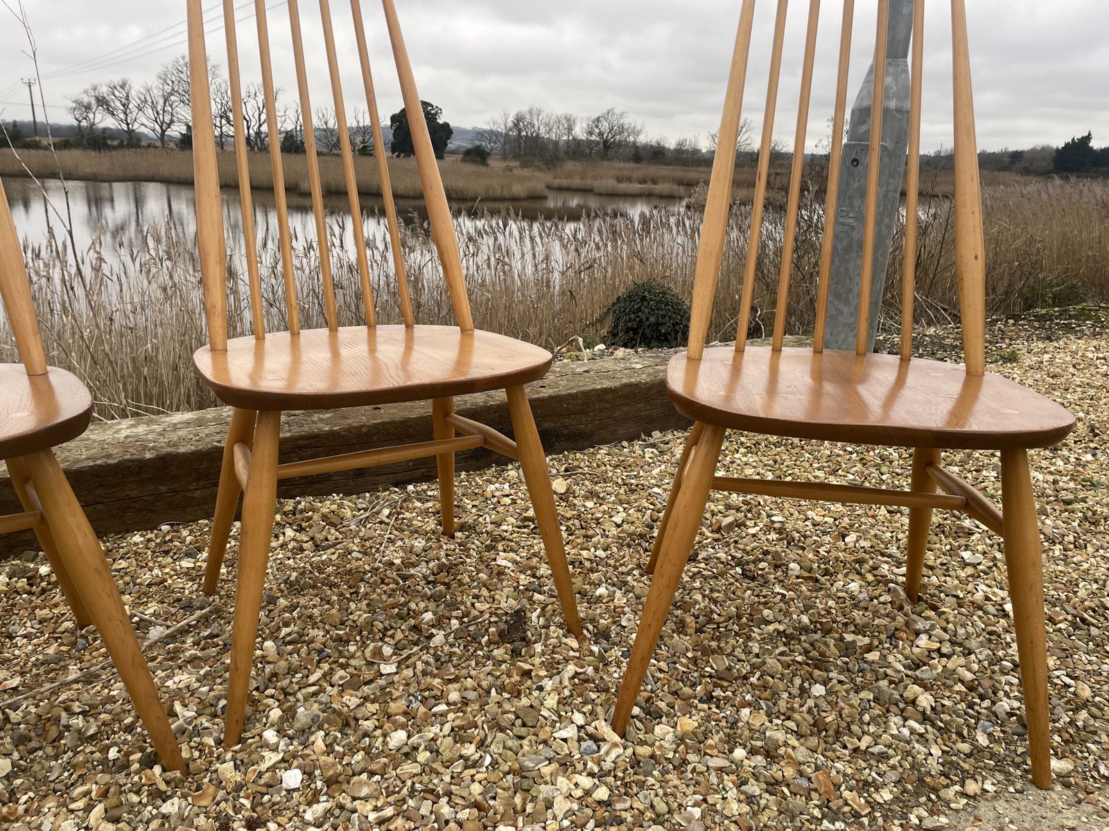 Set Of 4 Ercol Goldsmith Dining Chairs In Blonde , Blue Label photo vinterior
