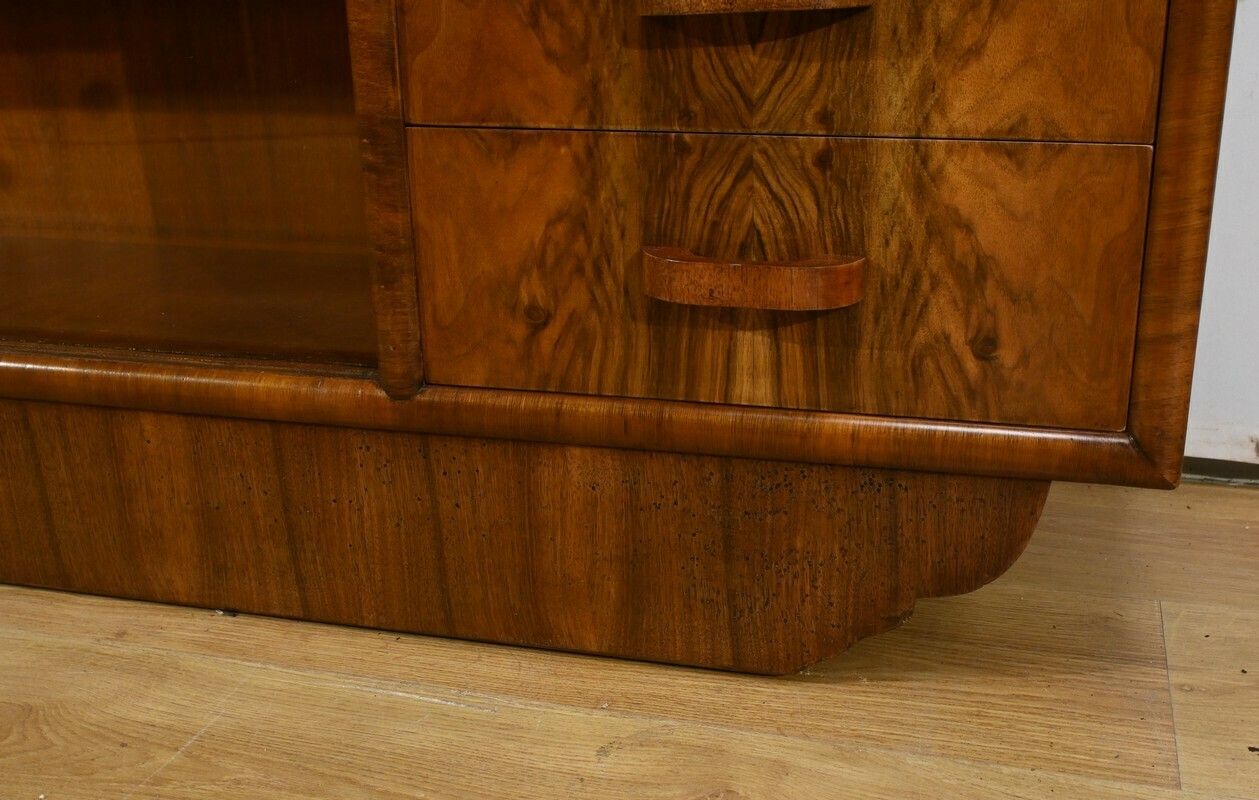 photo vintage Rurka Glass Furniture In Burl Walnut, Art Deco – 1940