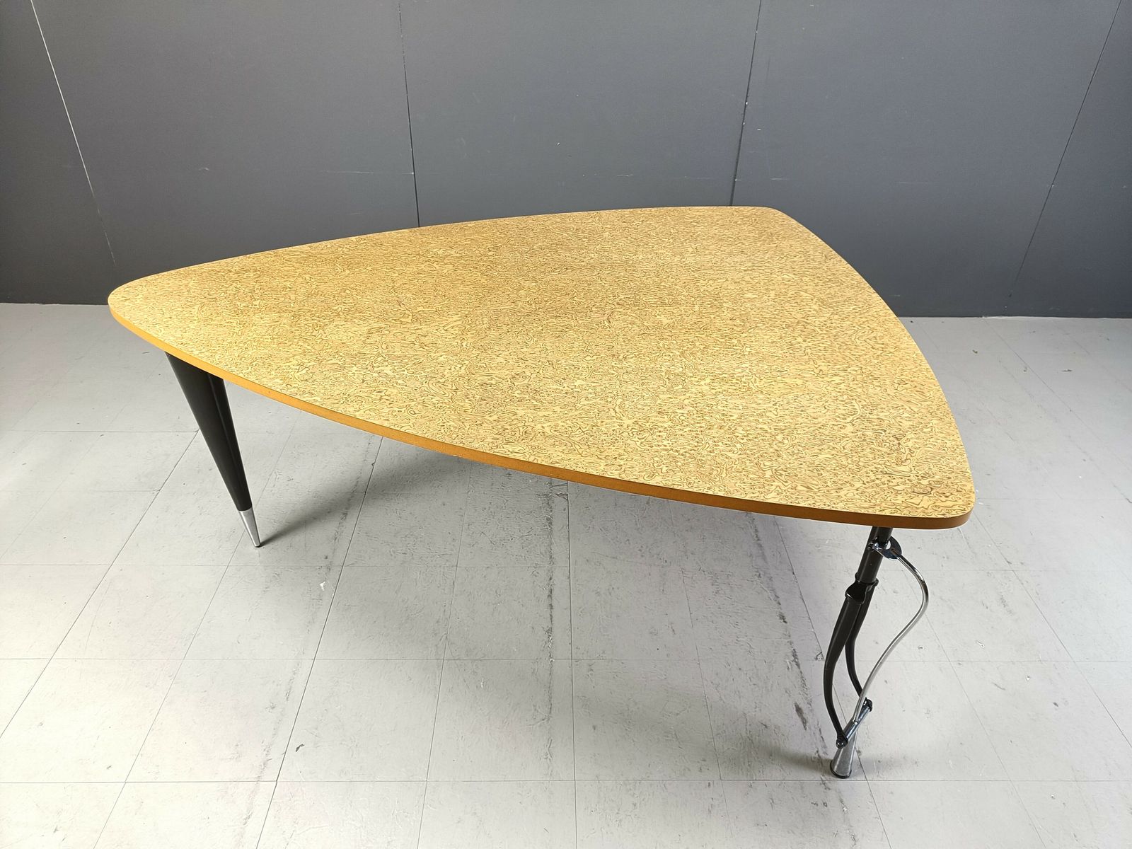 Perry King & Santiago Miranda For Akaba Dining Table ‘La Vuelta’   1980s photo vinterior