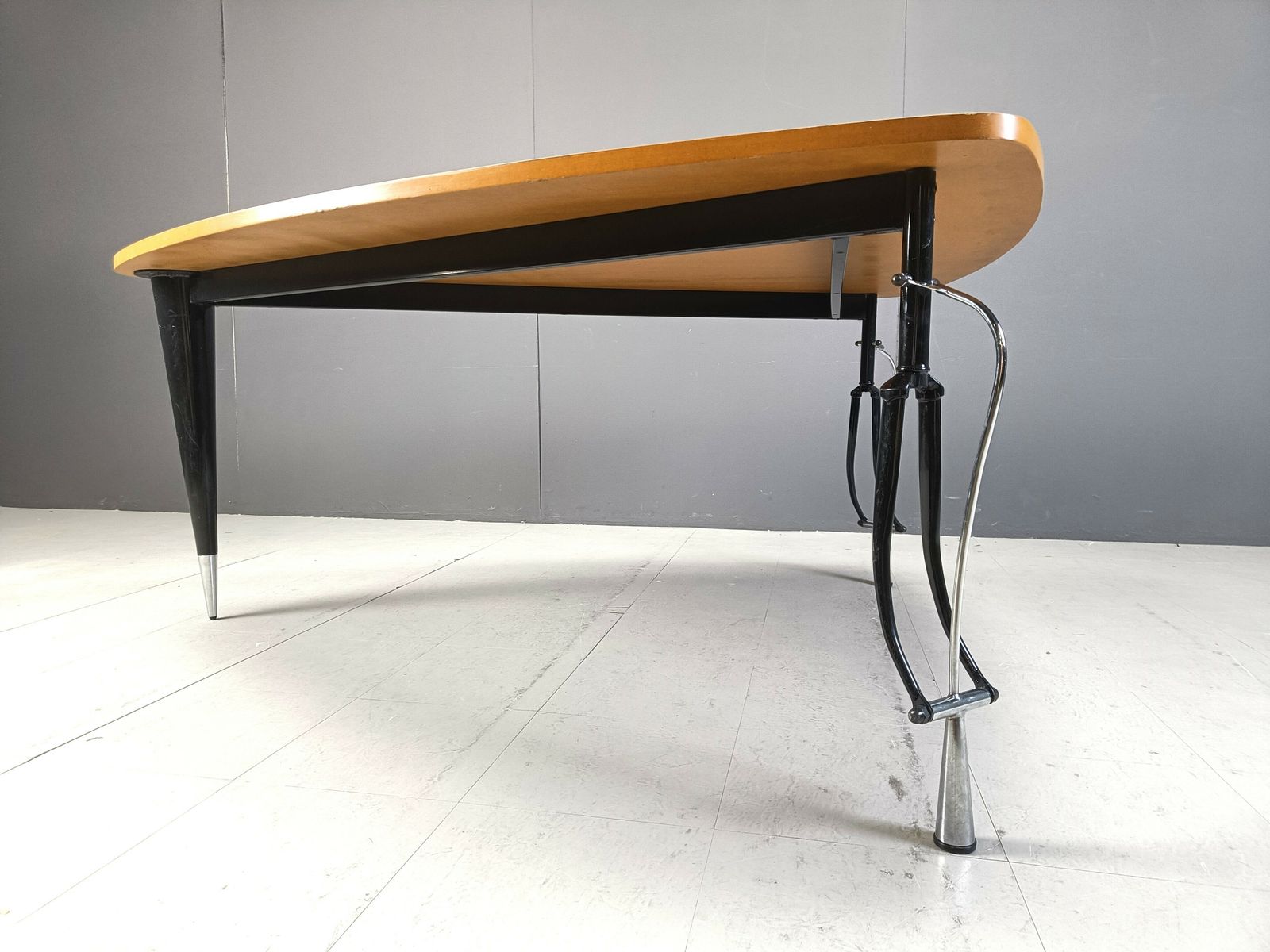 photo for sale Perry King & Santiago Miranda For Akaba Dining Table ‘La Vuelta’   1980s