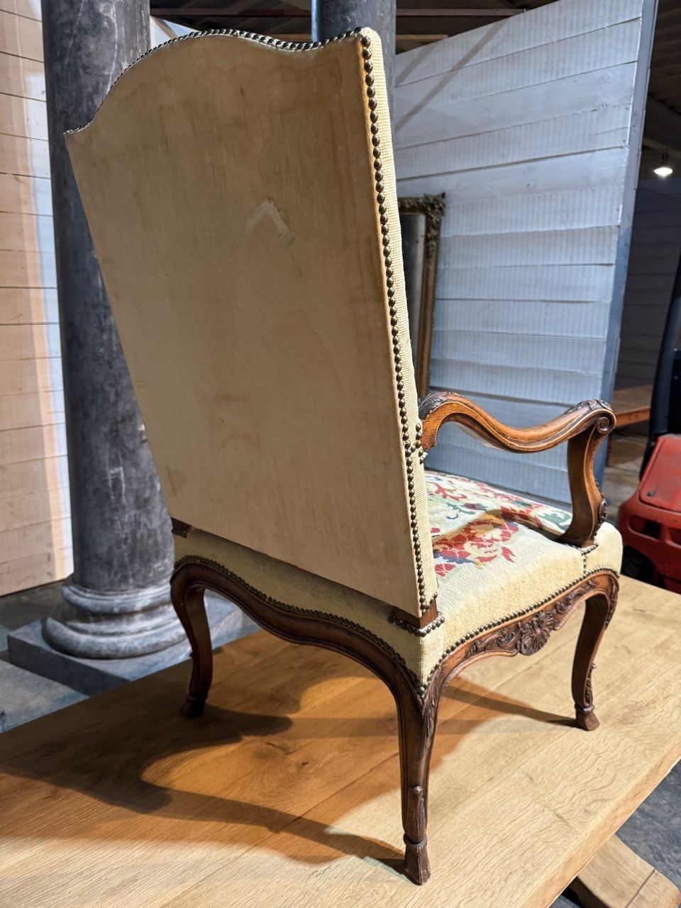 photo vinterior Lovely French Walnut Arm Chair