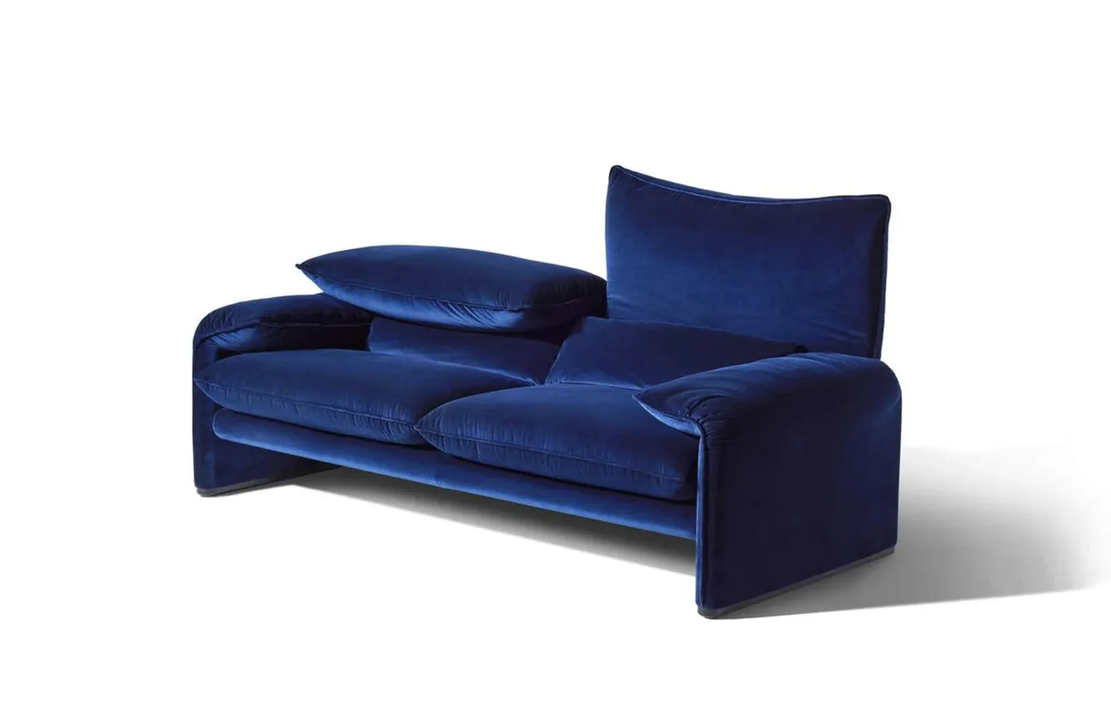 Maralunga Blue Velvet Sofa By Vico Magistretti For Cassina, Italy 70s