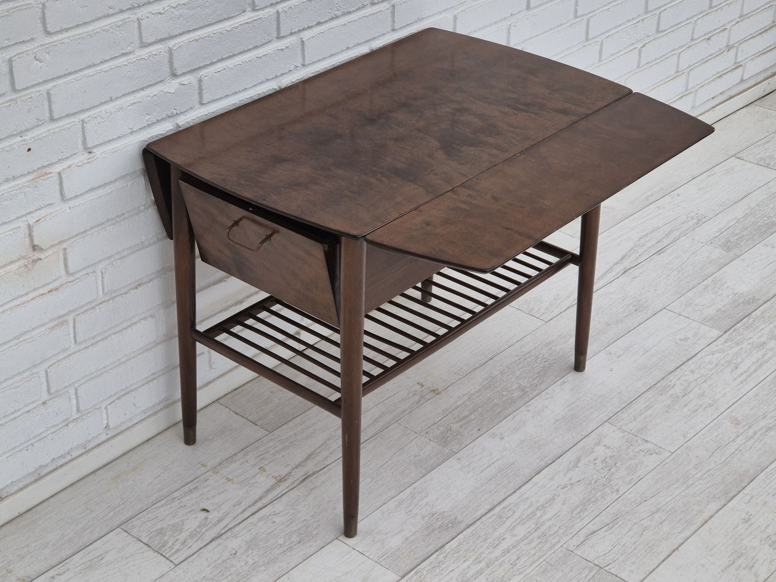 1950s, Danish Foldable Table  Original Condition. photo vintage
