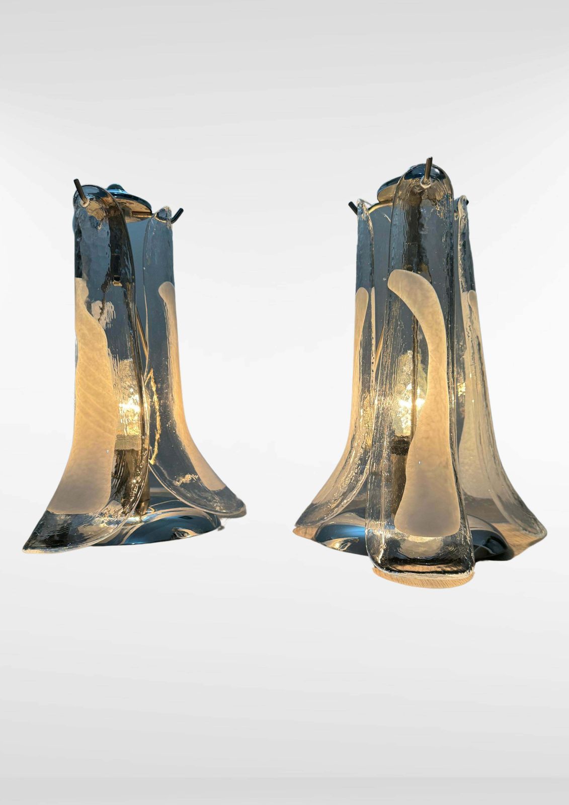photo furniture Pair Of Murano Glass Petals Table Lamps, Set Of 2 Venetian Glass Flower Lamps