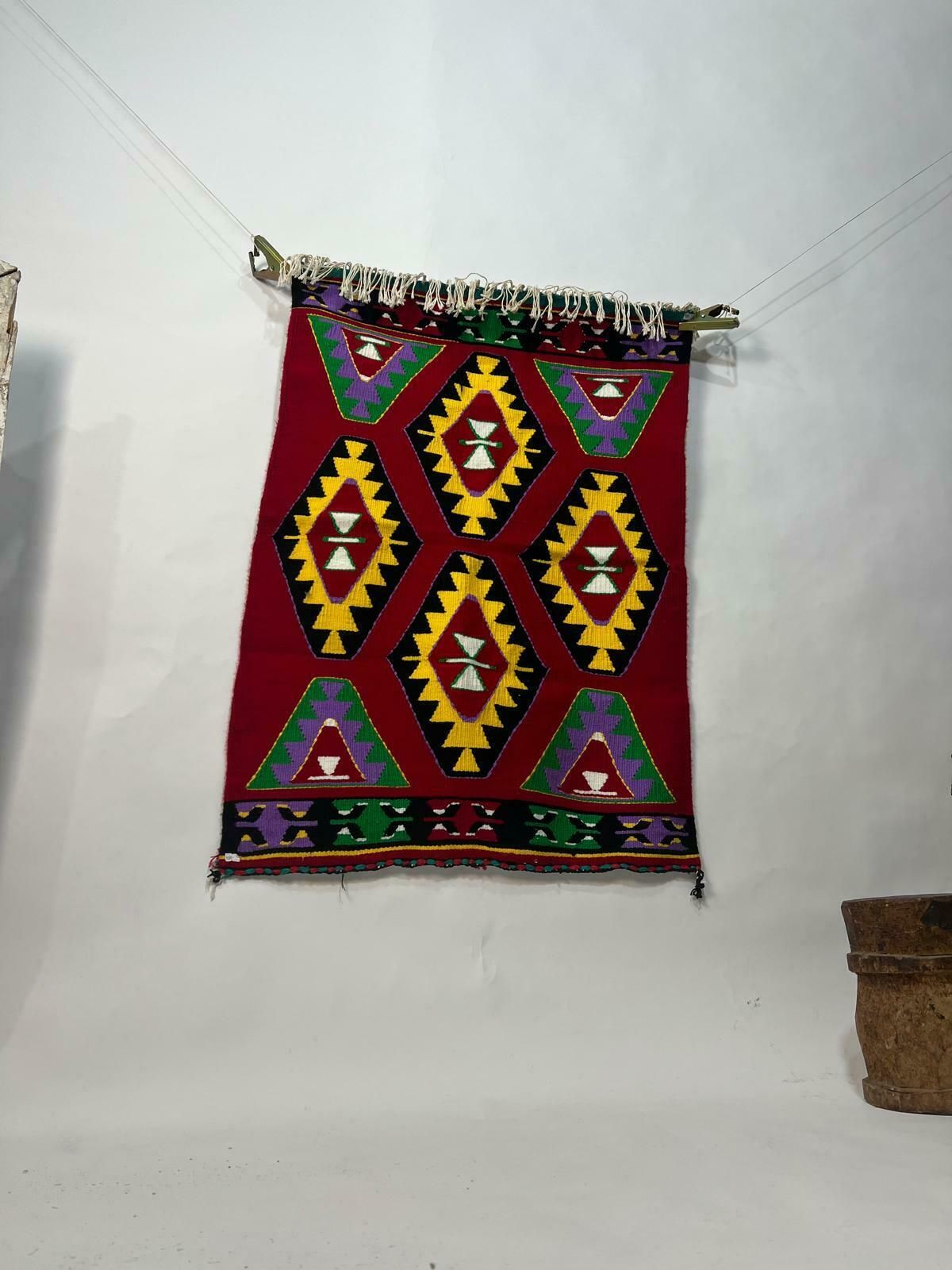 photo furniture Traditional Turkish Vintage Wool Rug, Vintage Are Rug, Turkish Carpet For Living Room, Anatolian Rug, Area Carpet, Bedroom Rug, Home Decor