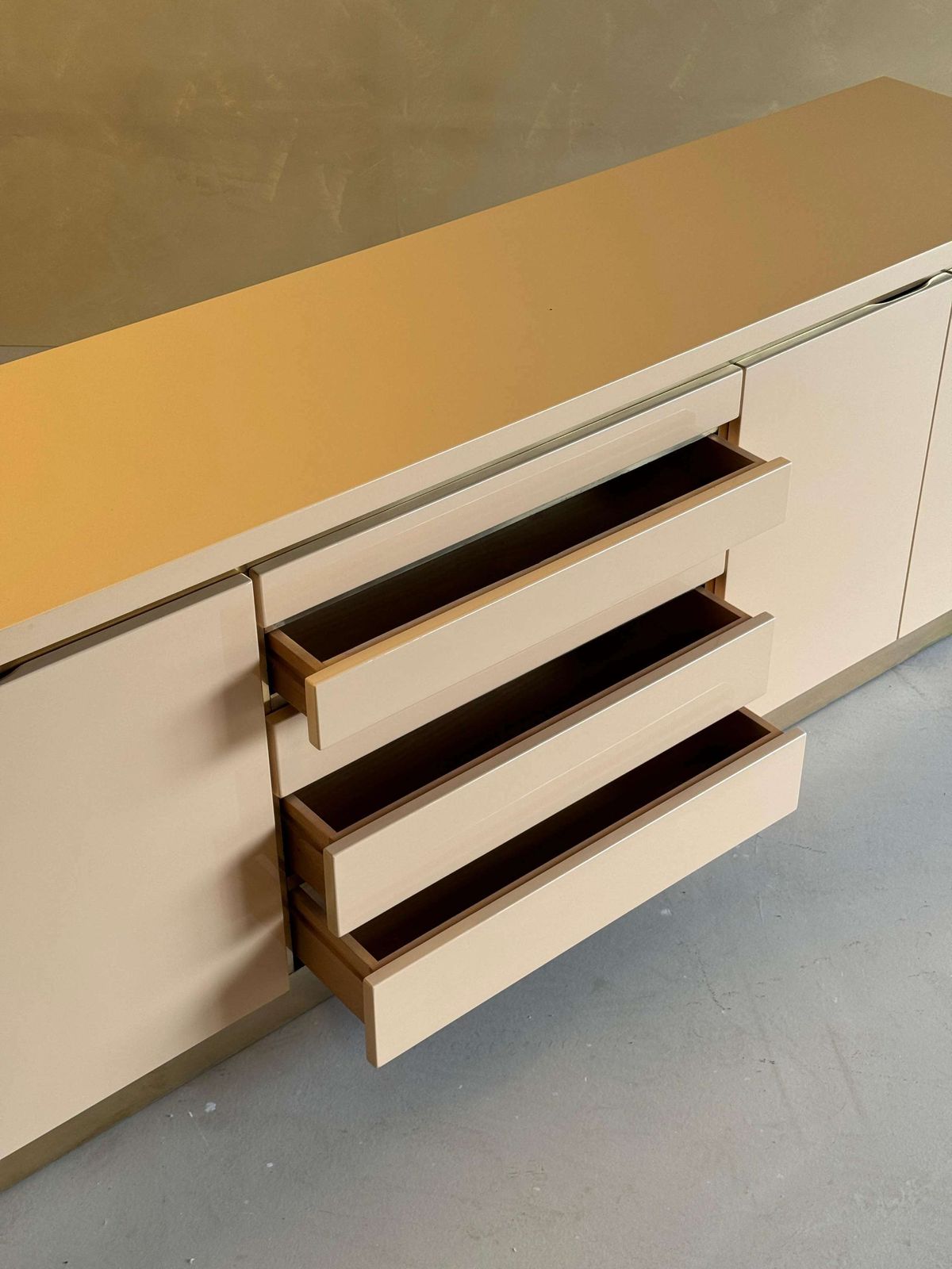 photo vinterior Cream Lacquered And Brass Sideboard By Jean Claude Mahey, France
