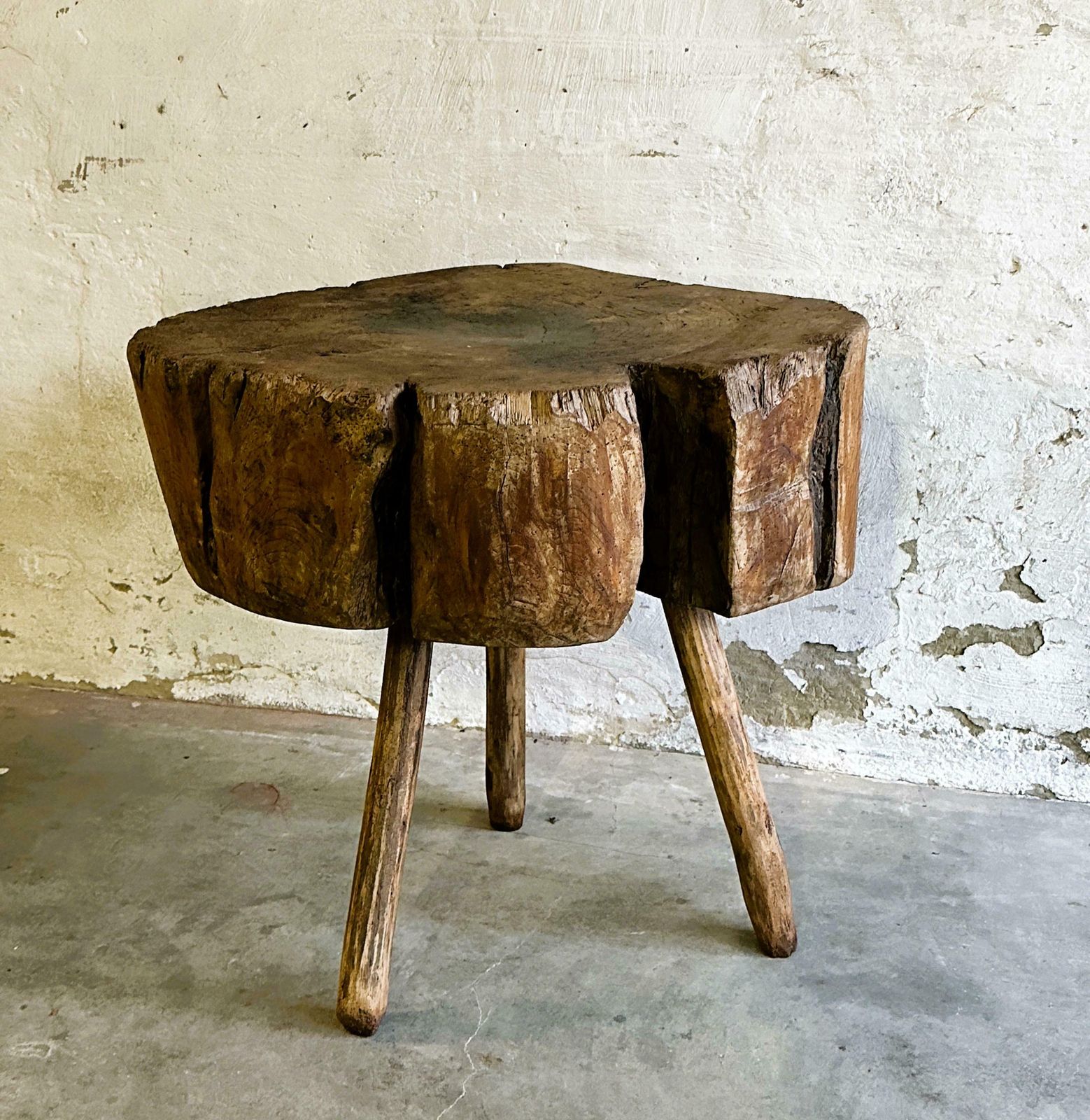 photo furniture 19thc French Provincial Elm Chopping Block Table, France.