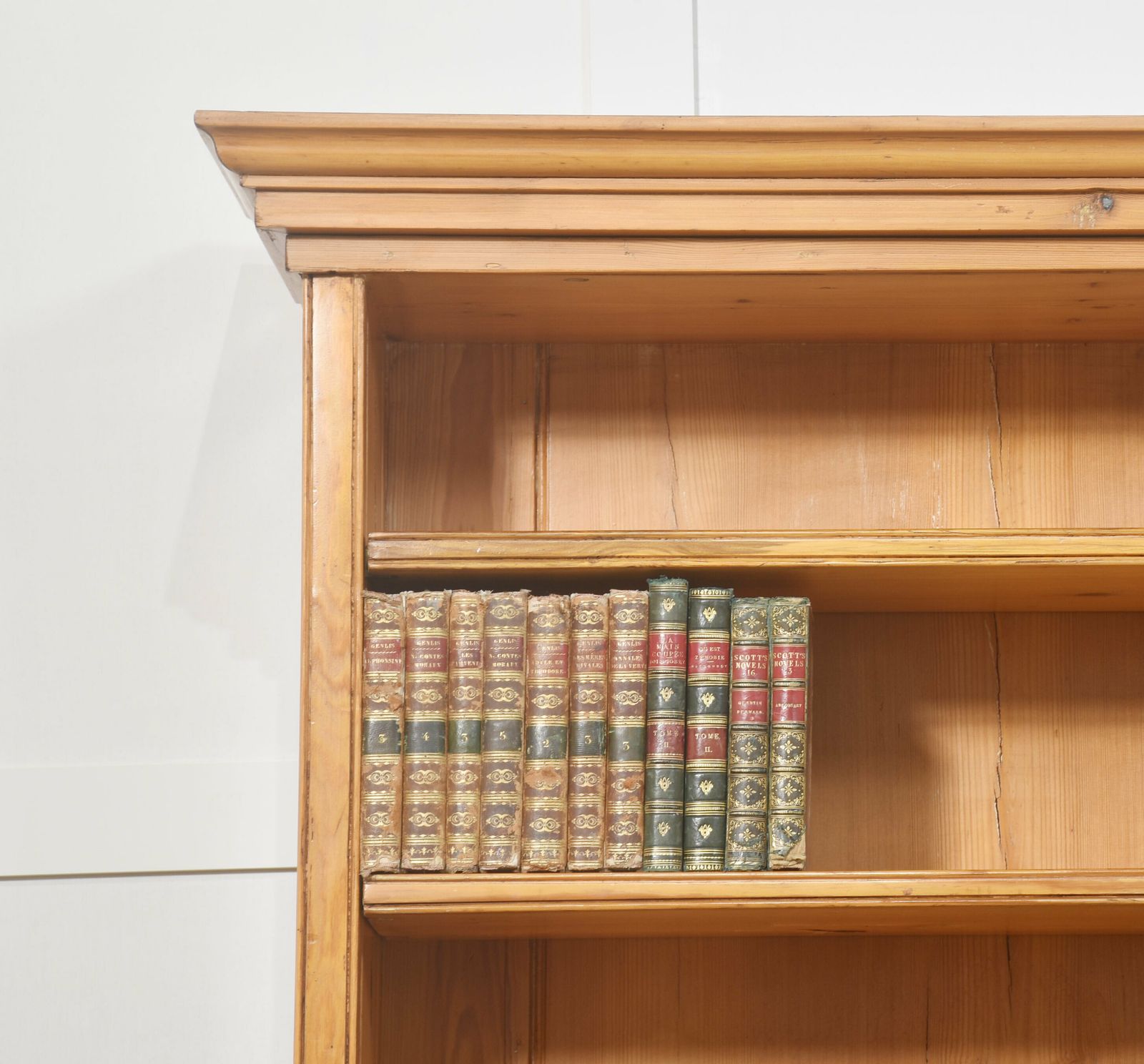 photo furniture 19th Century Pine Open Bookcase