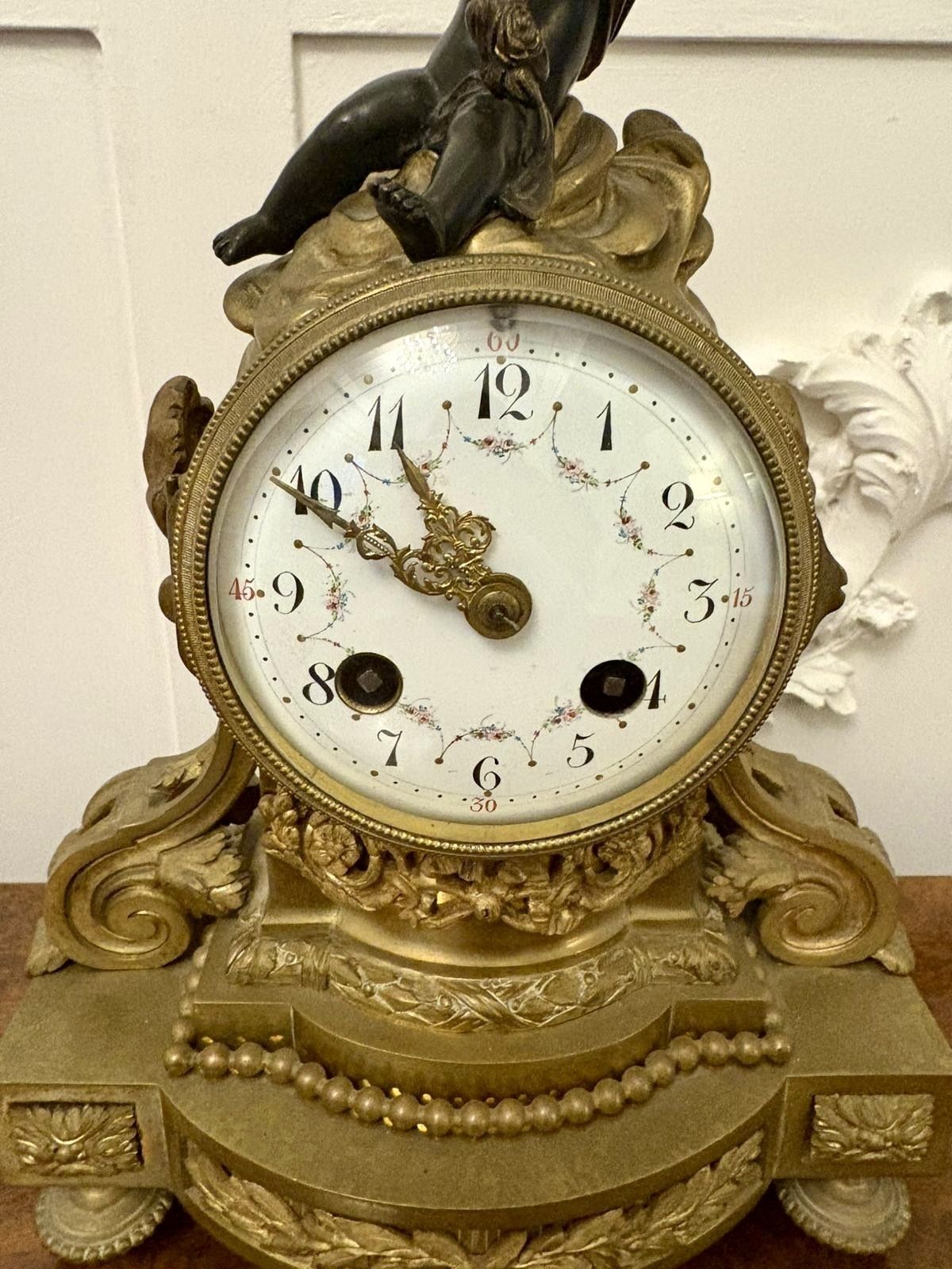 photo furniture Antique 19th Century French Quality Ornate Ormolu And Bronze Mantle Clock