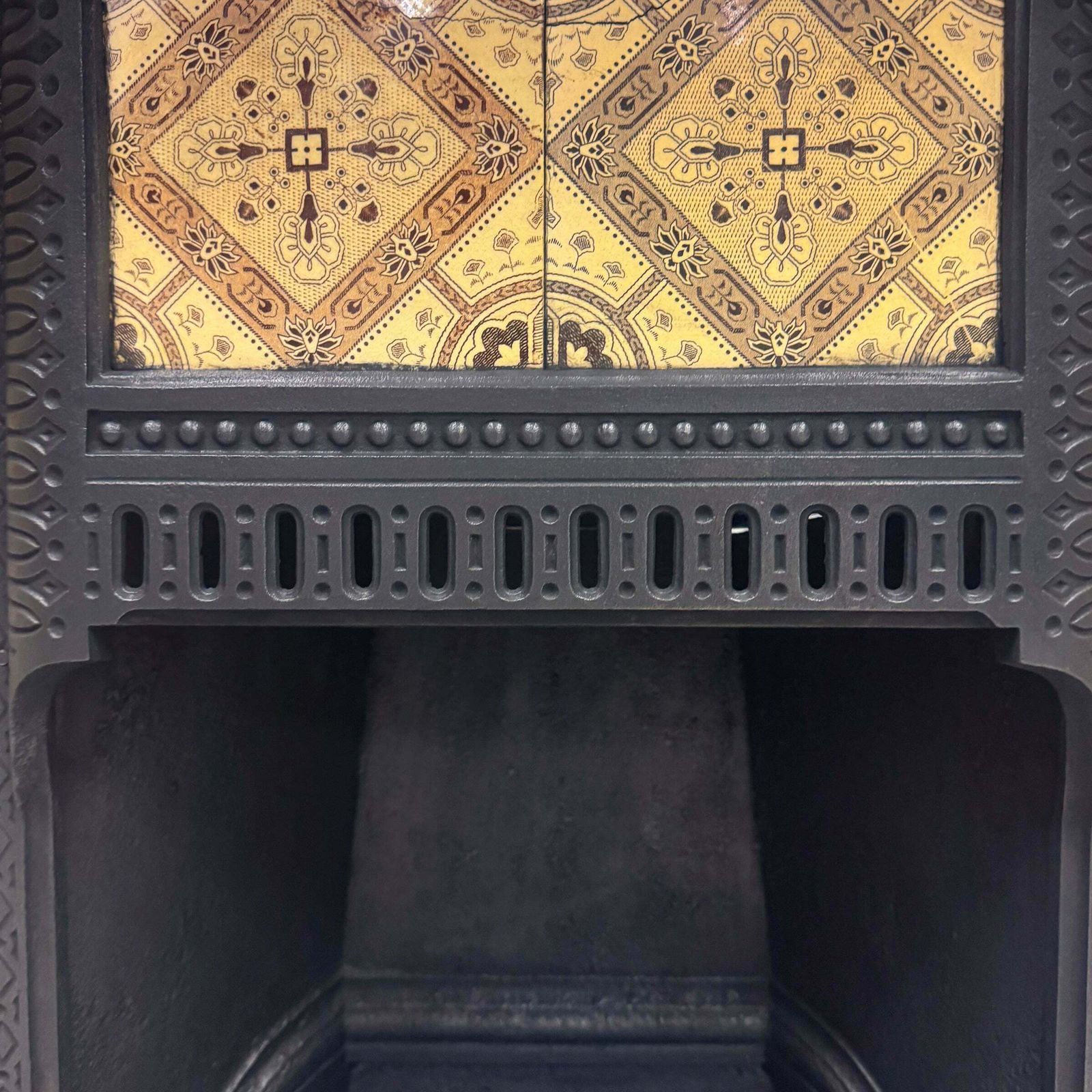Home Fixtures Antique Victorian Tiled Fireplace Insert photo