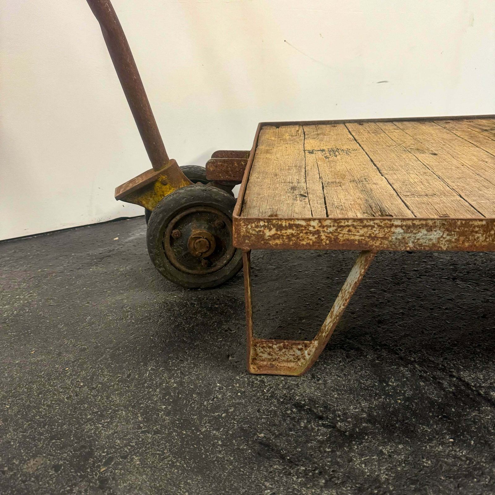 photo furniture Antique Wooden Tuglift Trolley