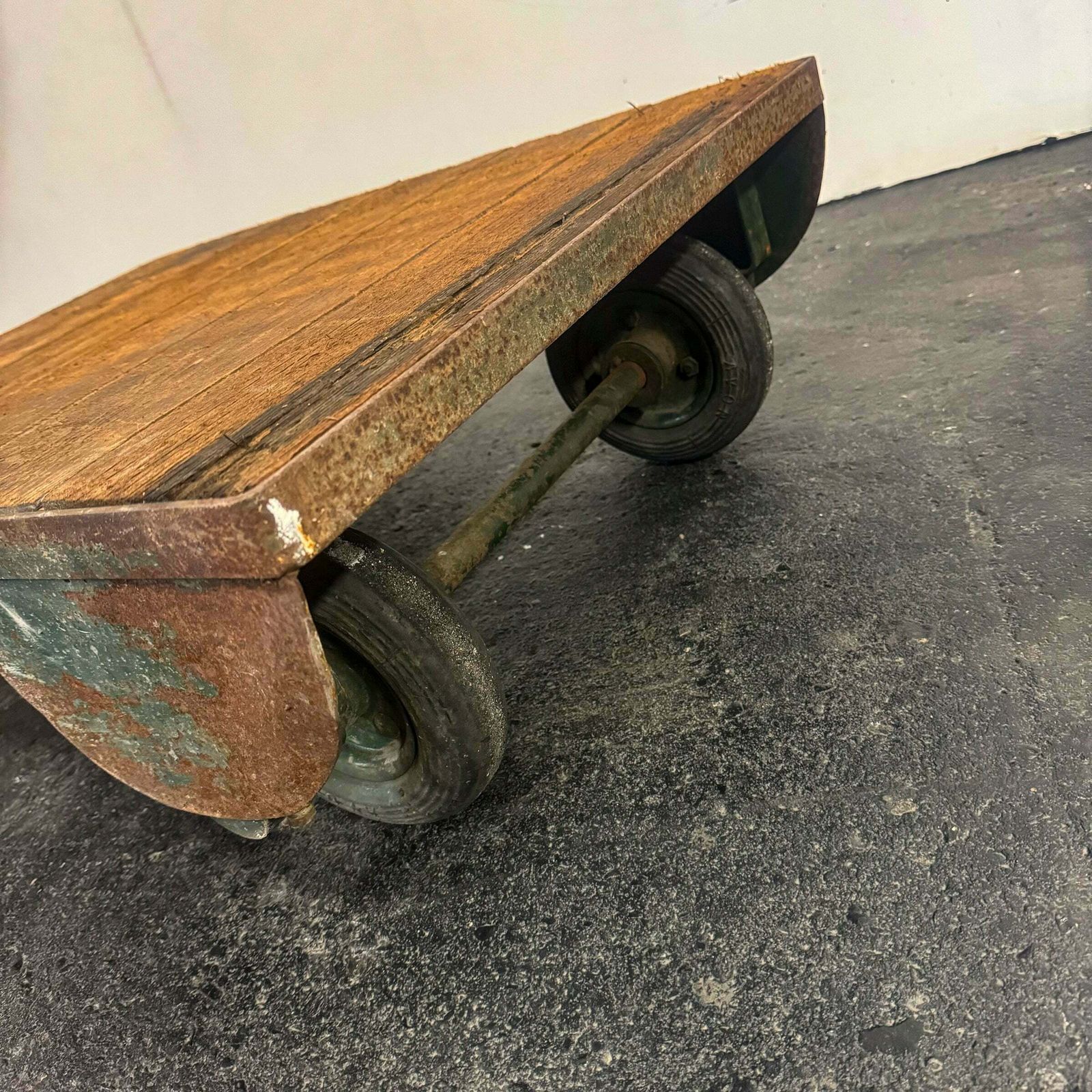 Home Fixtures Antique Wooden Tuglift Trolley photo