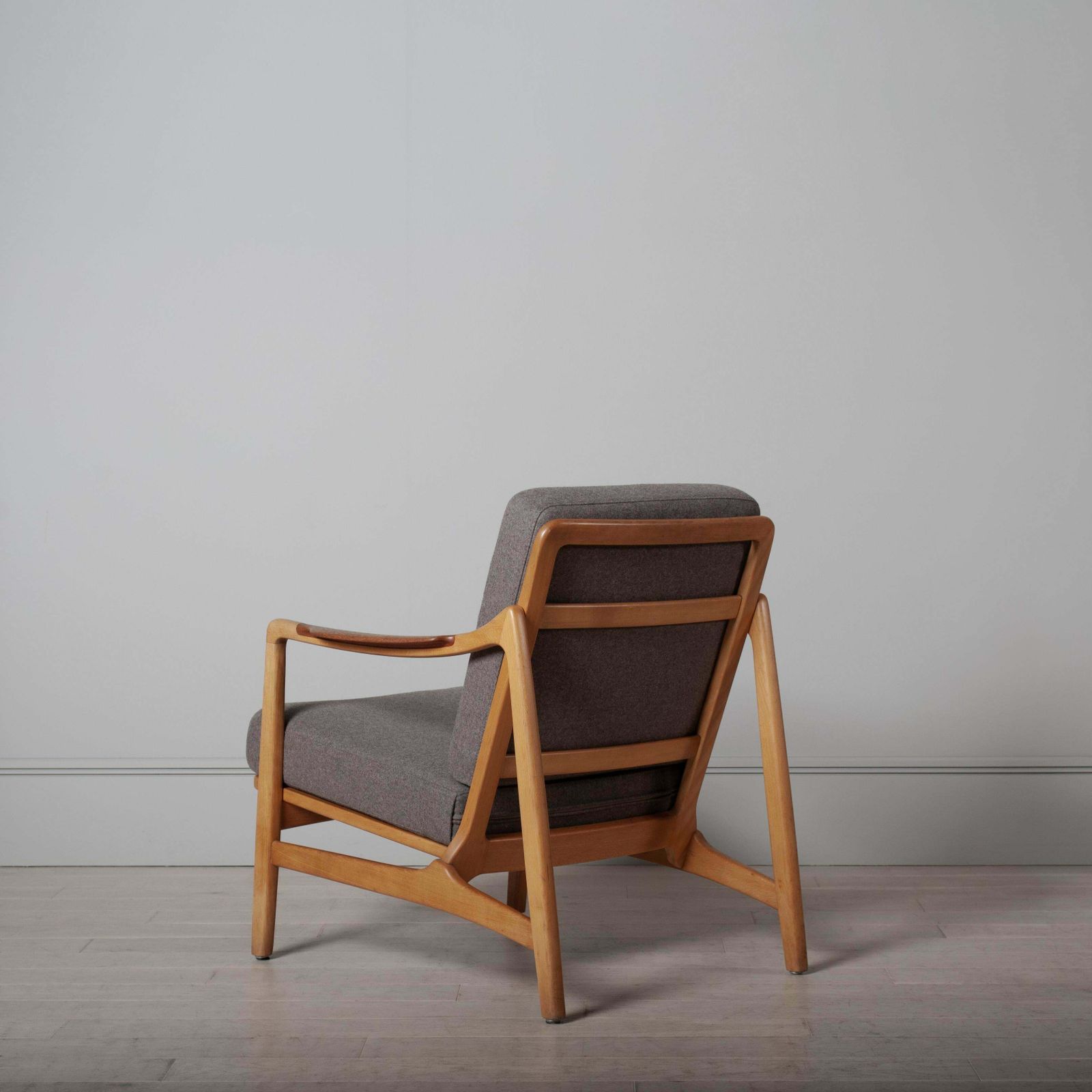 Danish Midcentury Modernist Lounge Chair, Tove & Edvard Kindt Larsen, Reupholstered photo for sale