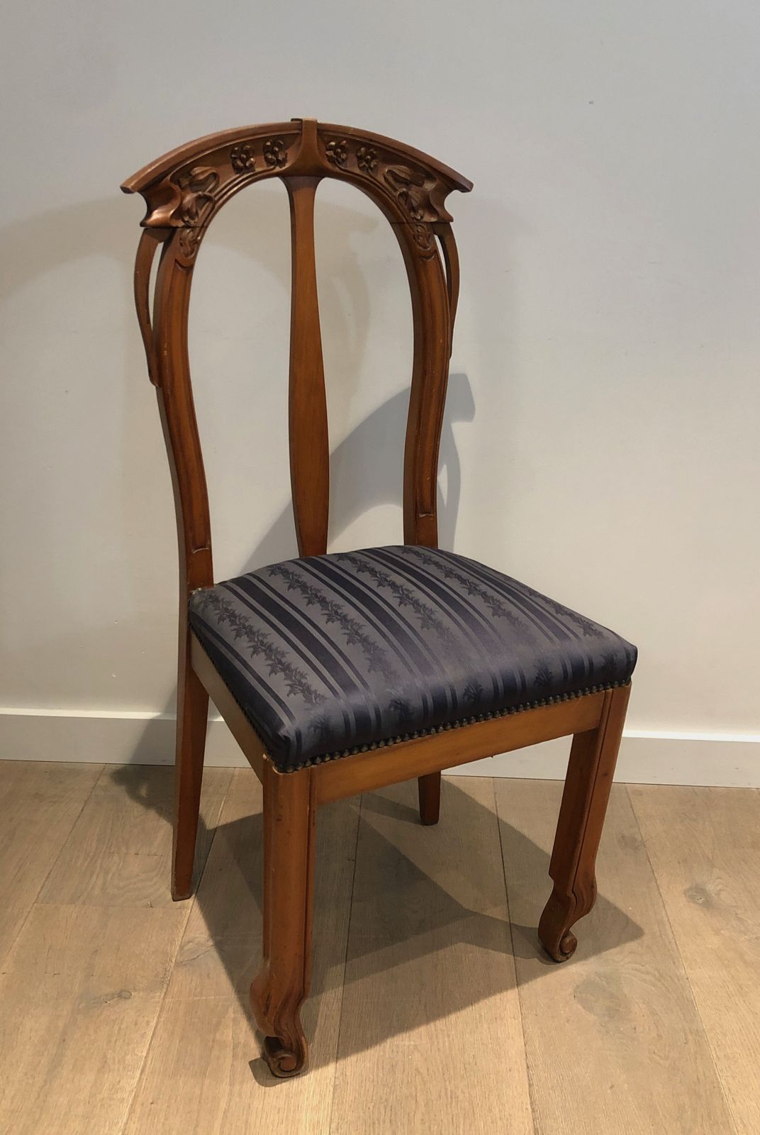 Set Of 4 Cherry Wood Chairs Decorated With Flowers And Plants From The Art Nouveau Period photo for sale