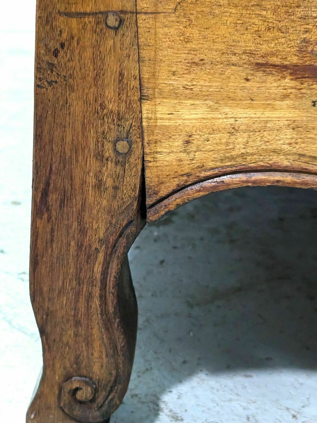 photo furniture Curved Crossbow Chest Of Drawers In Walnut From The 18th Century