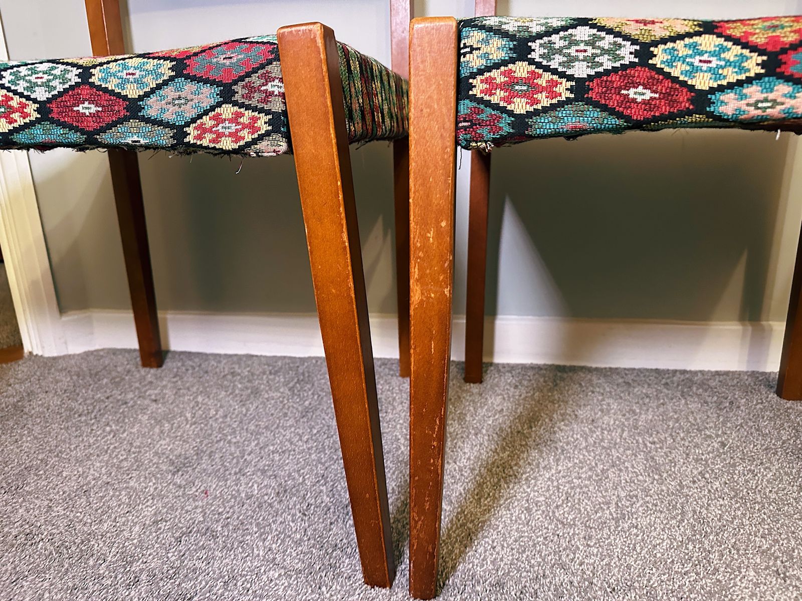 Set Of 4 Mid Century Teak Dining Room Chairs   Professionally Restored / Reupholstered photo 559.99