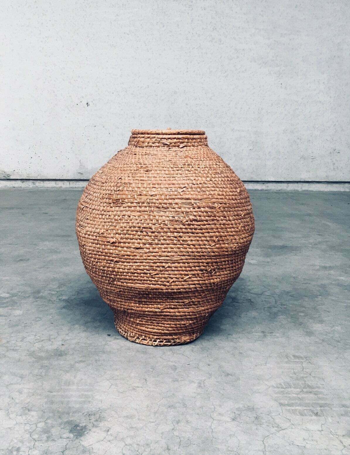 Begin 20e Eeuw Folk Art Primitieve Xl Straw Basket photo vinterior