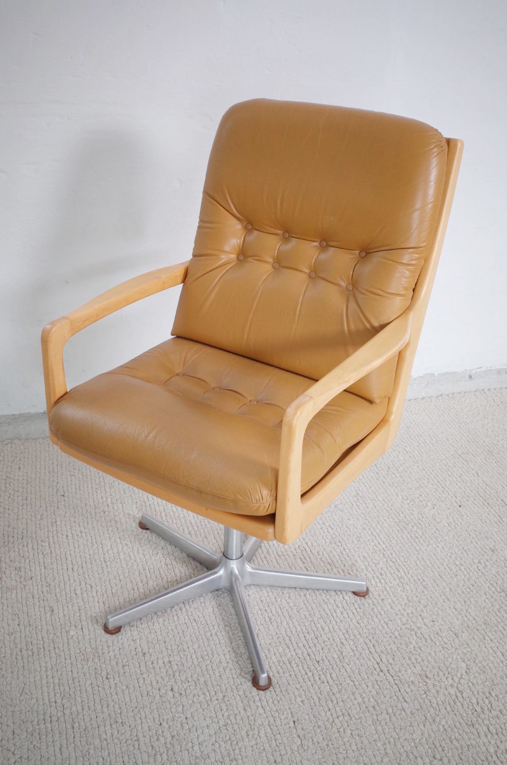 photo for sale Eugen Schmidt Soloform Swivel Chair