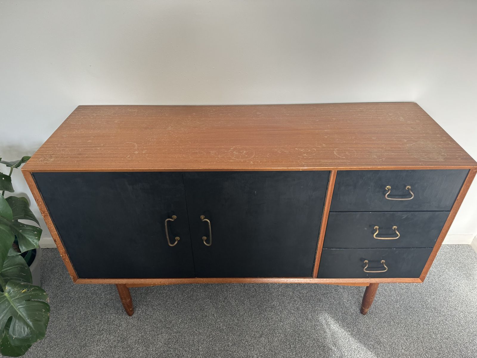 Vanson Mid Century Modern Walnut Sideboard