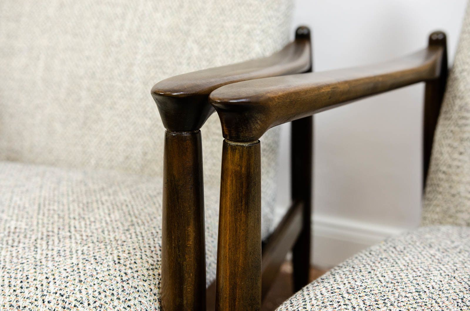 photo vinterior Pair Of Gfm 64 Armchairs By Edmund Homa 1960's