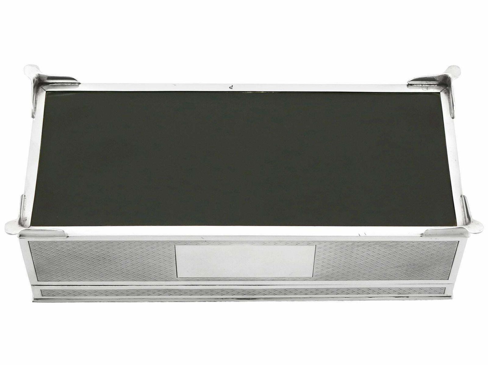 1549.0 Harman Brothers 1970's Sterling Silver Cigarette Jewelry Box photo