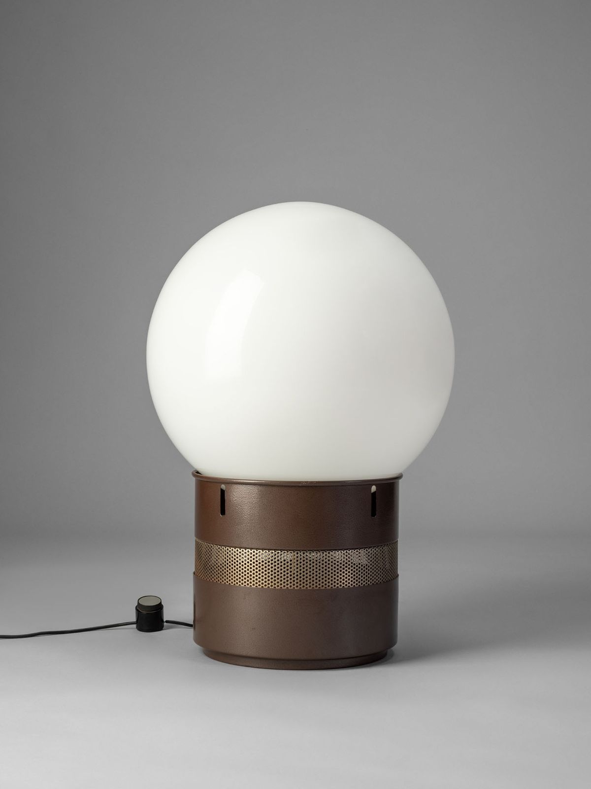 Gae Aulenti, 'Mezzo Oracolo' Table Lamp For Artemide, 1970s Ca.