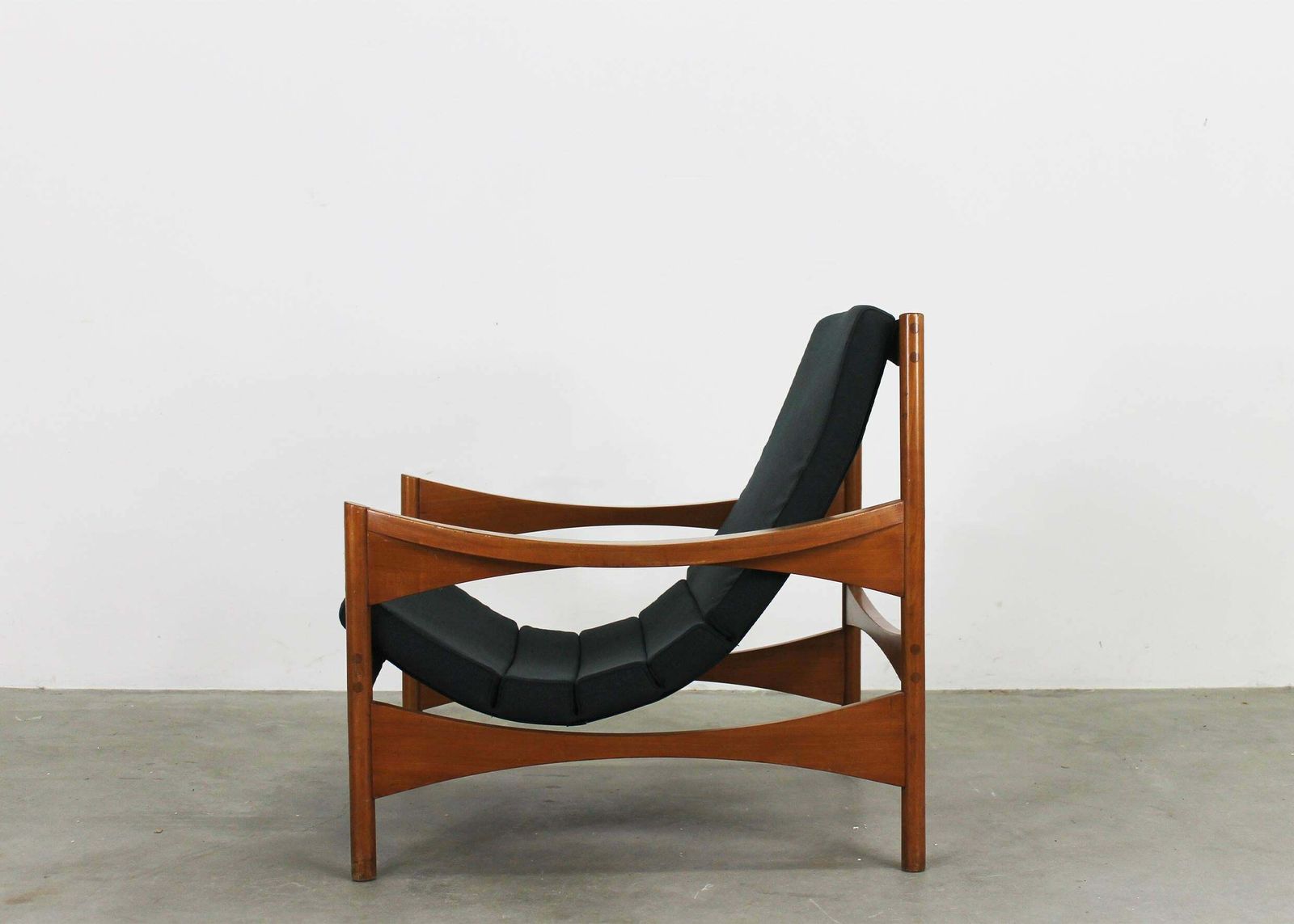 Franco Bettonica P 40 Armchair In Walnut And Fabric By Poltronova 1960s photo 2613.0