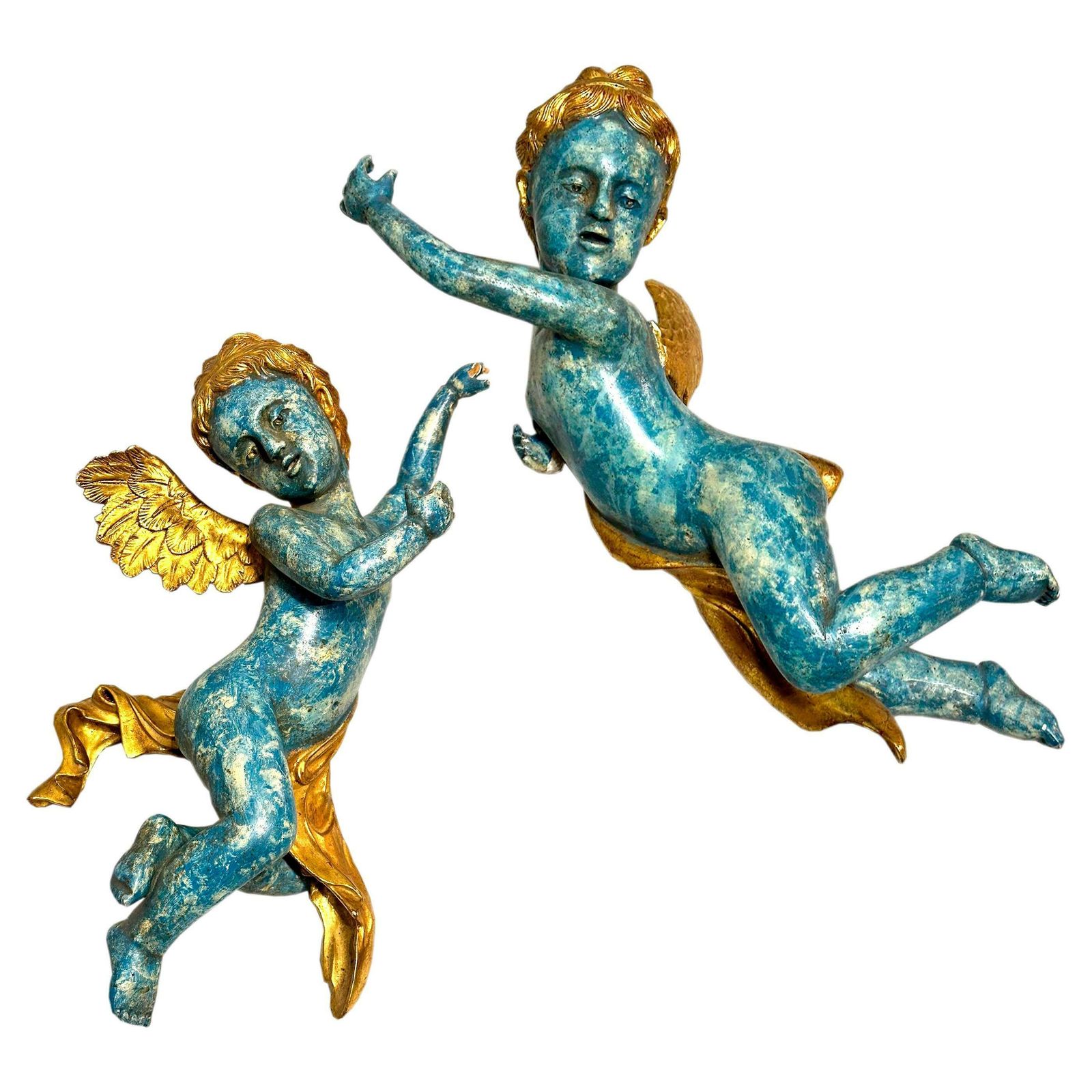 Hand Carved Cherub Sculptures And Polychrome And Gold Leaf. Italy, 19th Century
