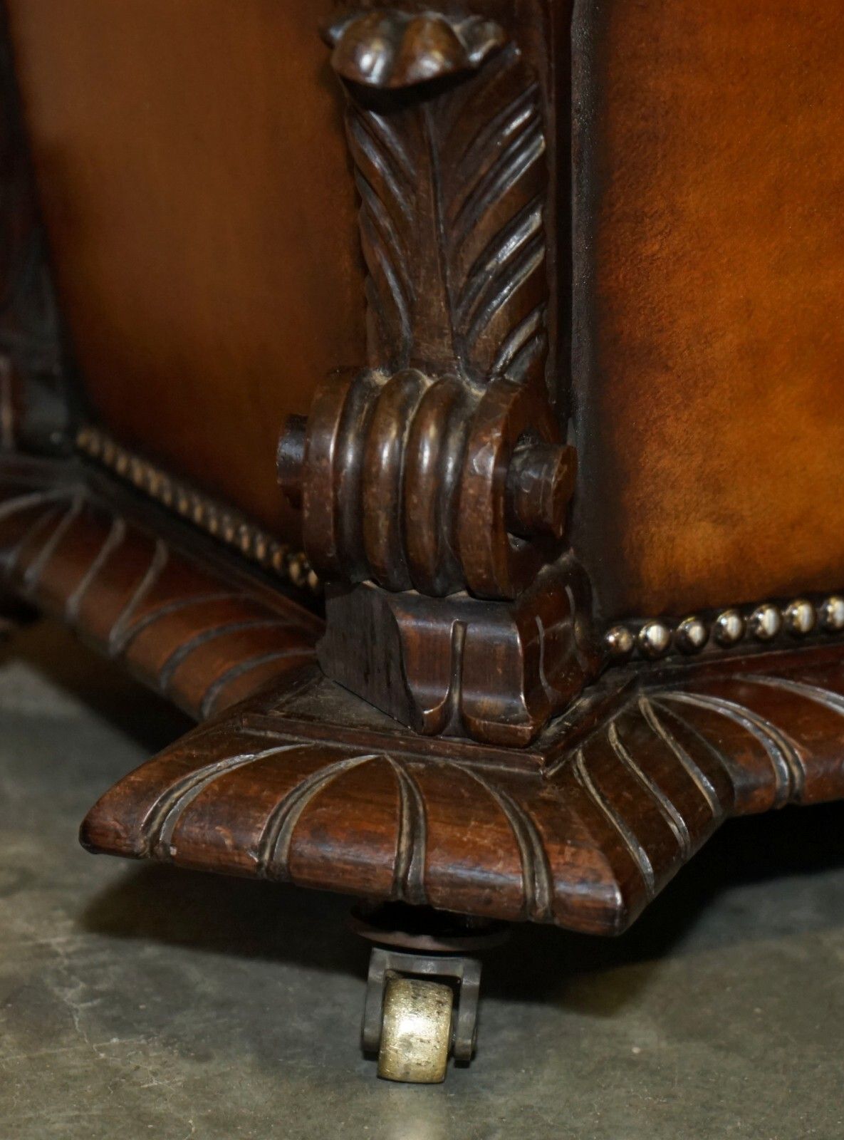 Important Restored Antique 1830 Leather Rosewood Chesterfield Ottoman Stool photo buy